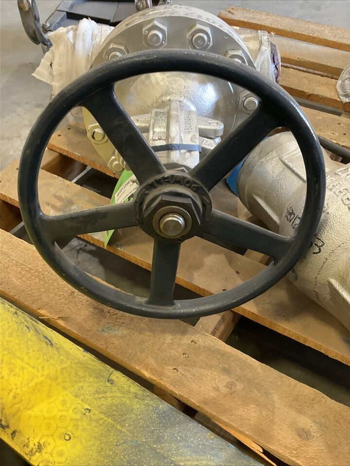 POWELL 600 4 WCB C2CH12 B16.34 Cl 600 76 1/2U GATE VALVE 1480 PSI