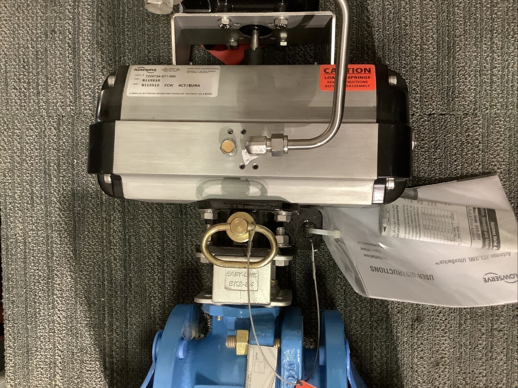 FLOWSERVE B115S10 FCW ACT/BUNA PNEUMATIC VALVE ACTUATOR W/ NXCLU2M1-18-00200