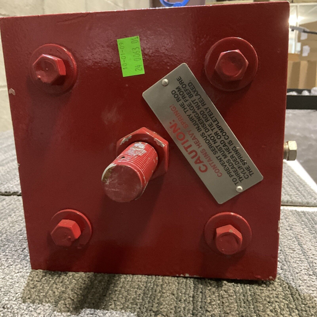 RED VALVE 09-3002 PNEUMATICALLY ACTUATED CONTROL PINCH VALVE SERIES 5200