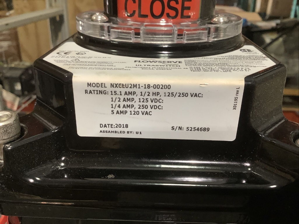 FLOWSERVE B115S10 FCW ACT/BUNA PNEUMATIC VALVE ACTUATOR W/ NXCLU2M1-18-00200