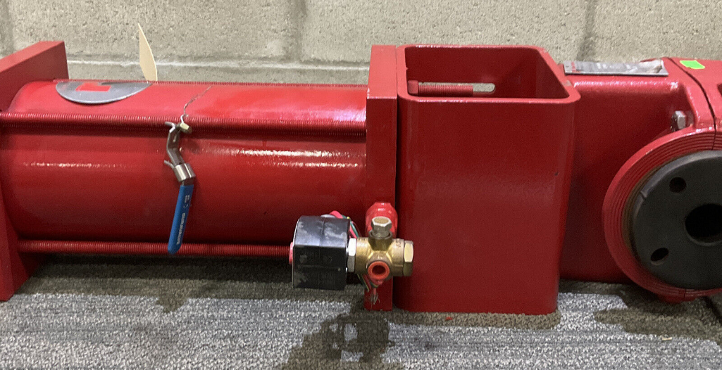 RED VALVE 09-3002 PNEUMATICALLY ACTUATED CONTROL PINCH VALVE SERIES 5200