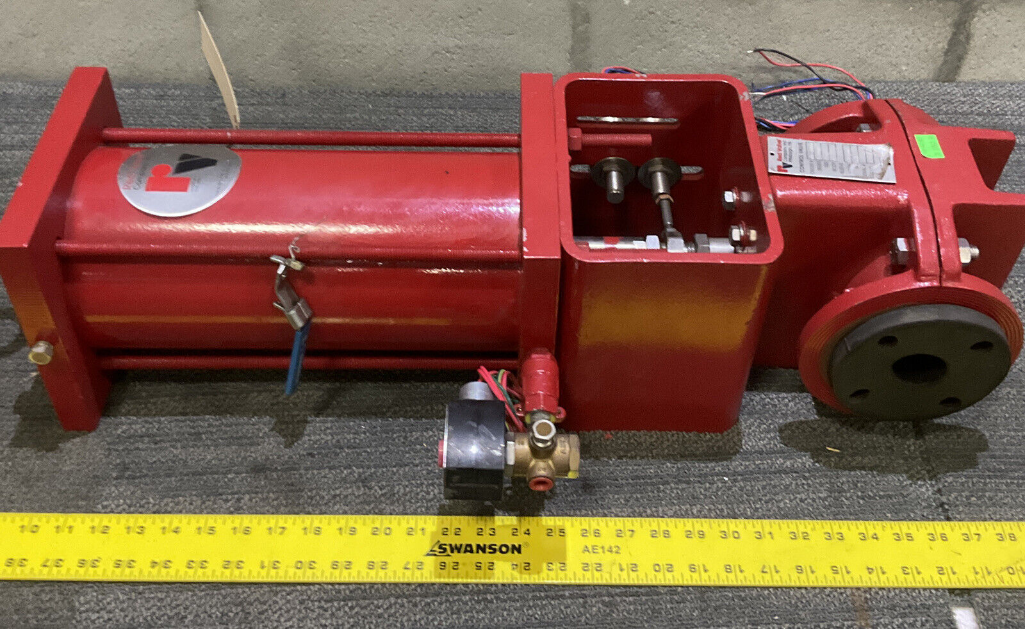 RED VALVE 09-3002 PNEUMATICALLY ACTUATED CONTROL PINCH VALVE SERIES 5200