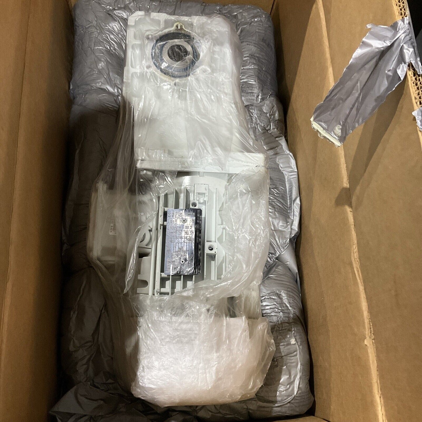 LENZE GKR05-2M HART 100C12- MDEMAXX 100-12U GEARMOTOR U3S