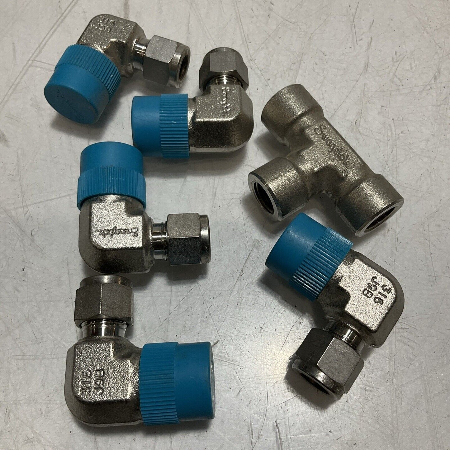 SWAGELOK STAINLESS TUBE FITTING ADAPTER LOT OF 6 U3S