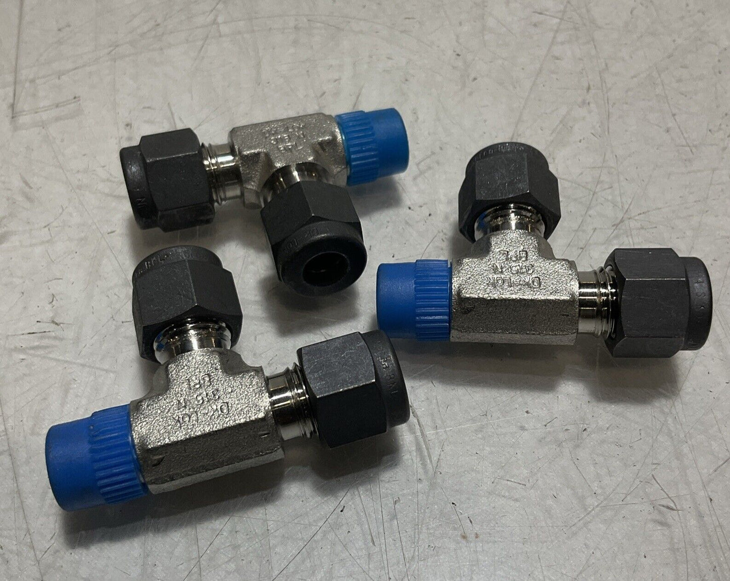 DK-LOK 316NBPL - 8KLTUBE CONNECTOR TEE 1/4 COMP LOT OF 3 U3S