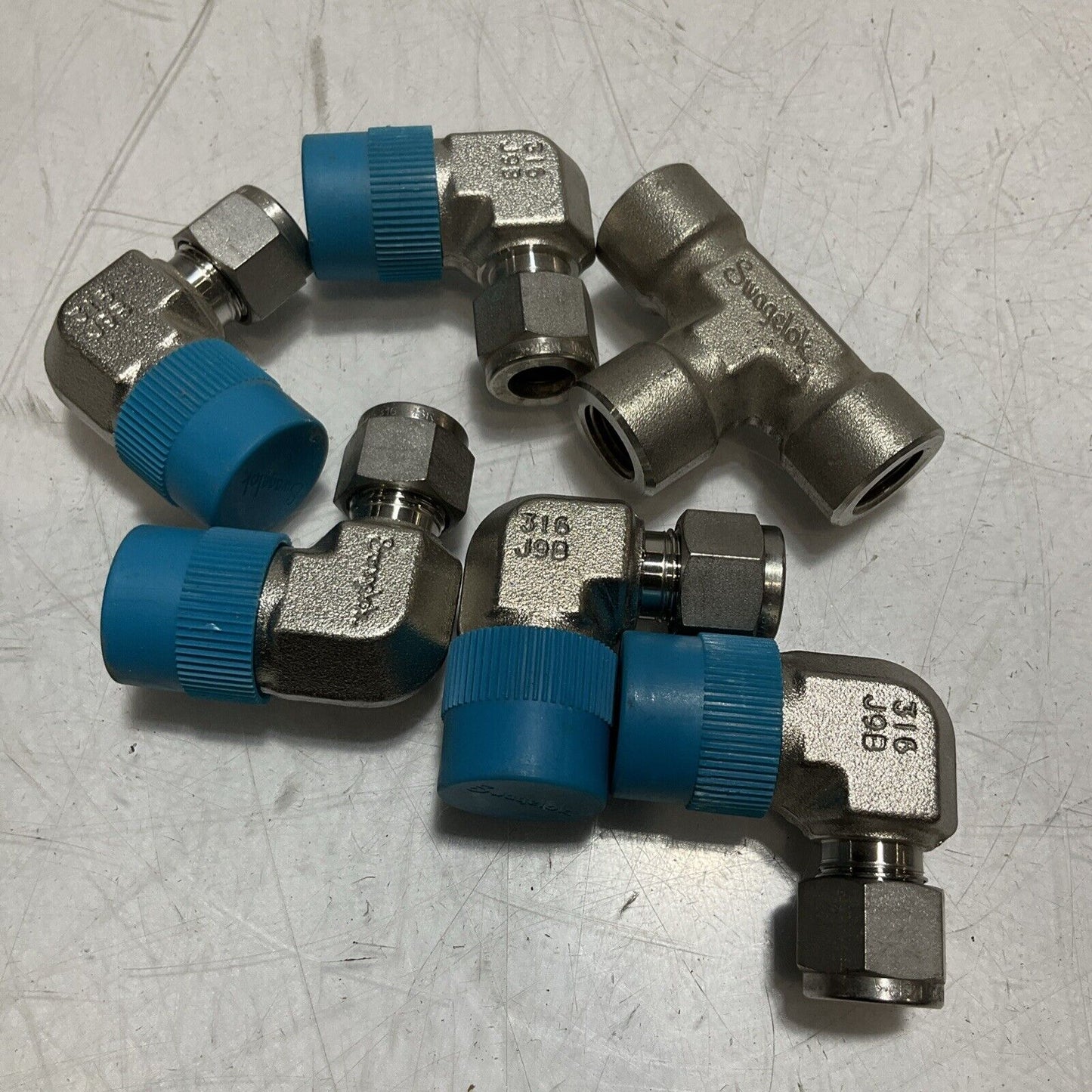 SWAGELOK STAINLESS TUBE FITTING ADAPTER LOT OF 6 U3S