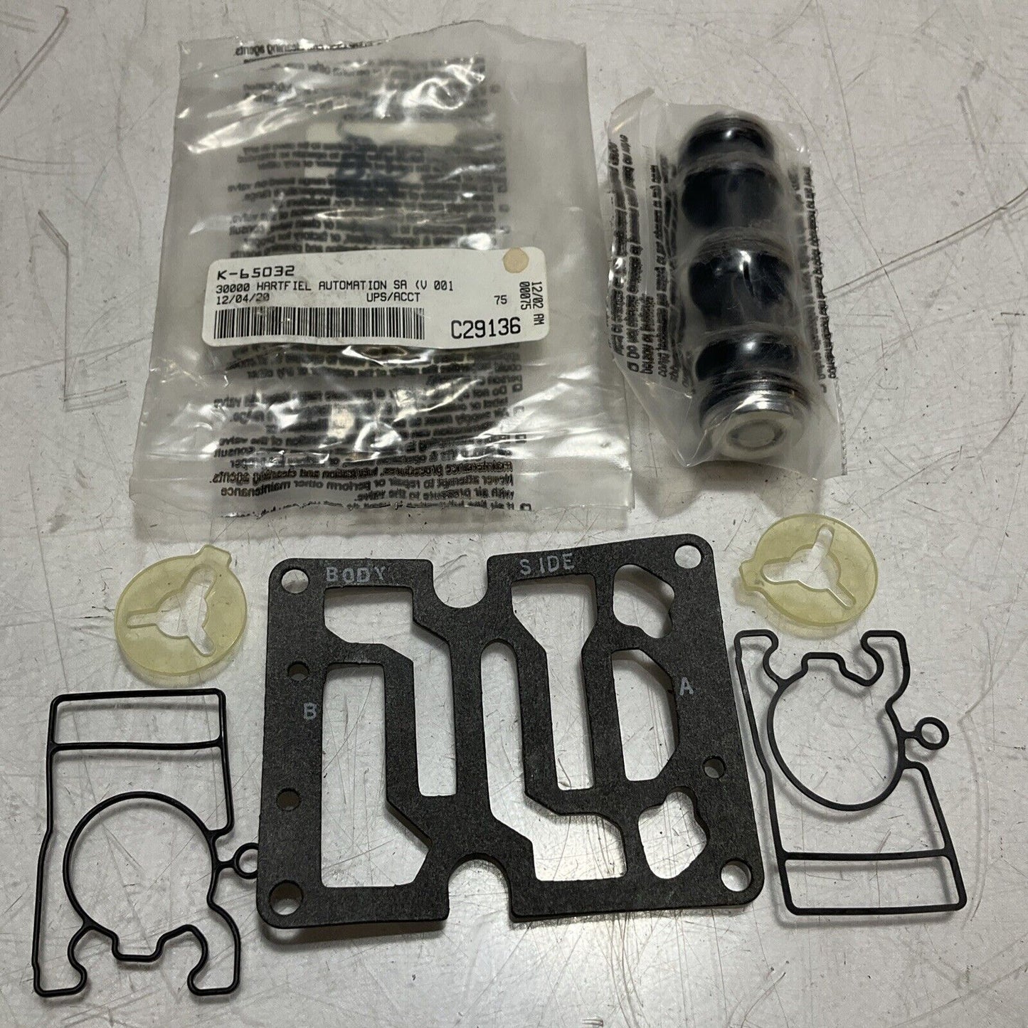 ADVANCED PNEUMATICS K-65032 VACUUM VALVE REPAIR KIT LOT OF 2 U3S
