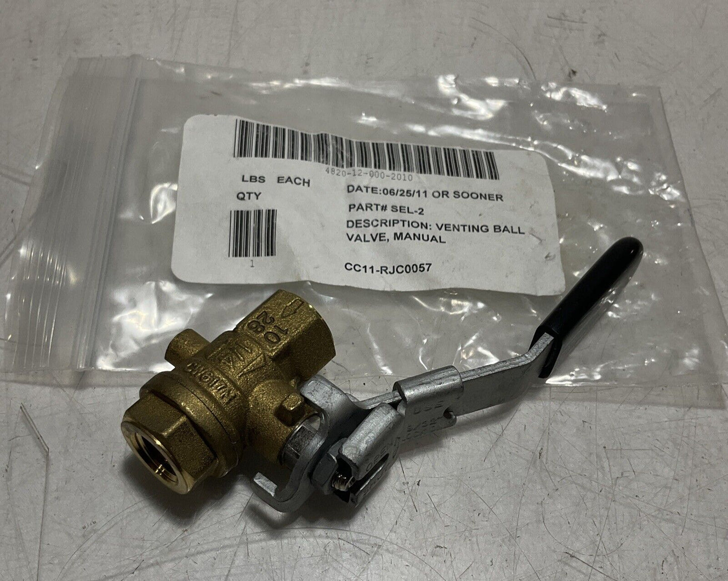 UCI SEL-2 1/4" UNIVERSAL MANUAL VENTING BALL VALVE LOT OF 3 U3S