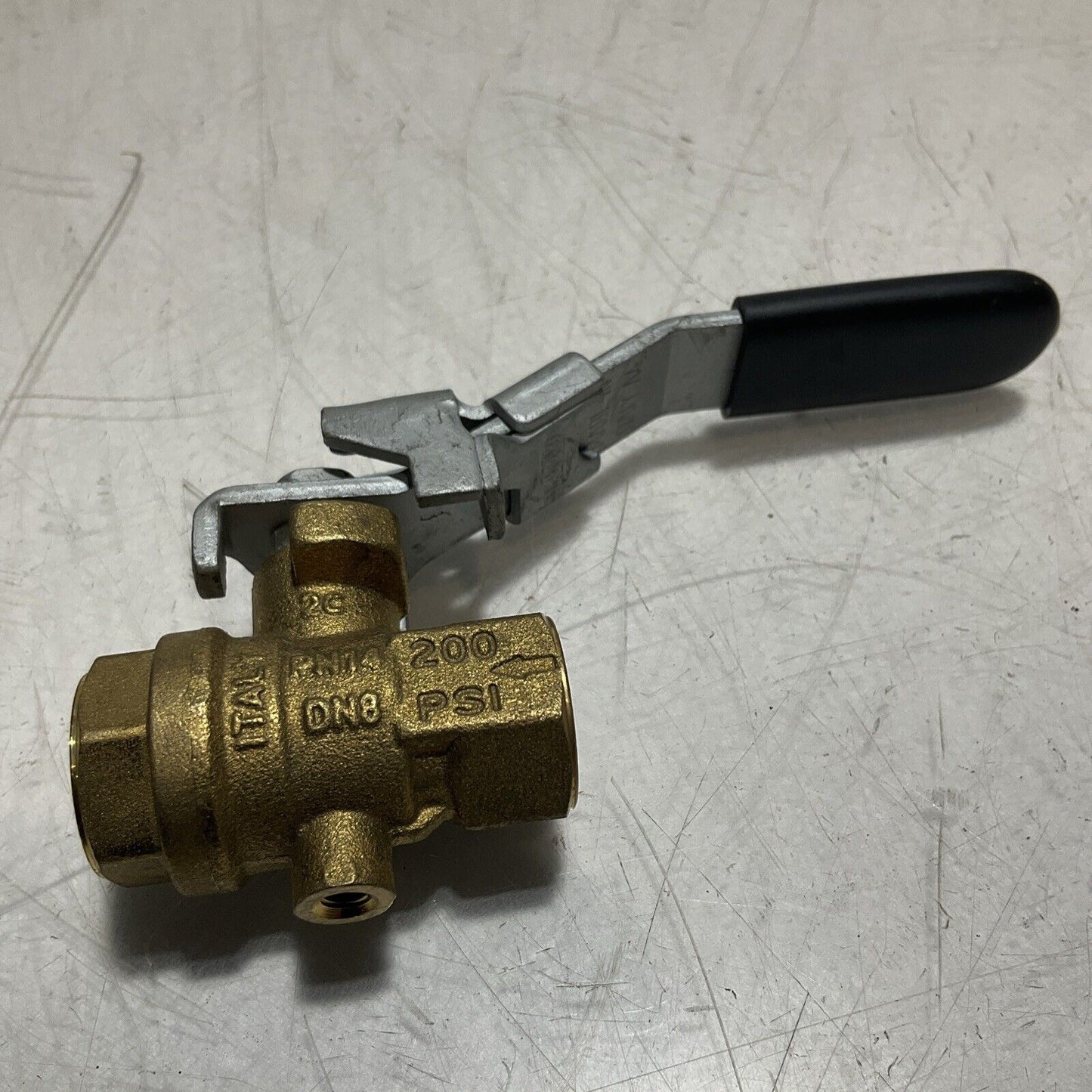 UCI SEL-2 1/4" UNIVERSAL MANUAL VENTING BALL VALVE LOT OF 3 U3S