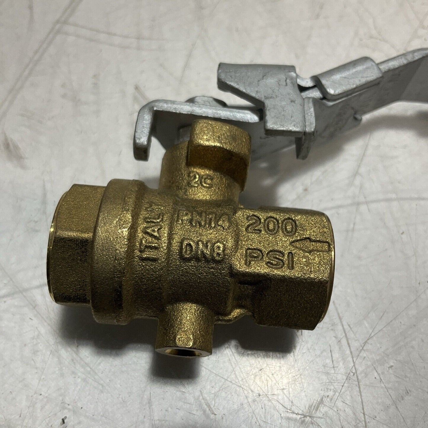 UCI SEL-2 1/4" UNIVERSAL MANUAL VENTING BALL VALVE LOT OF 3 U3S