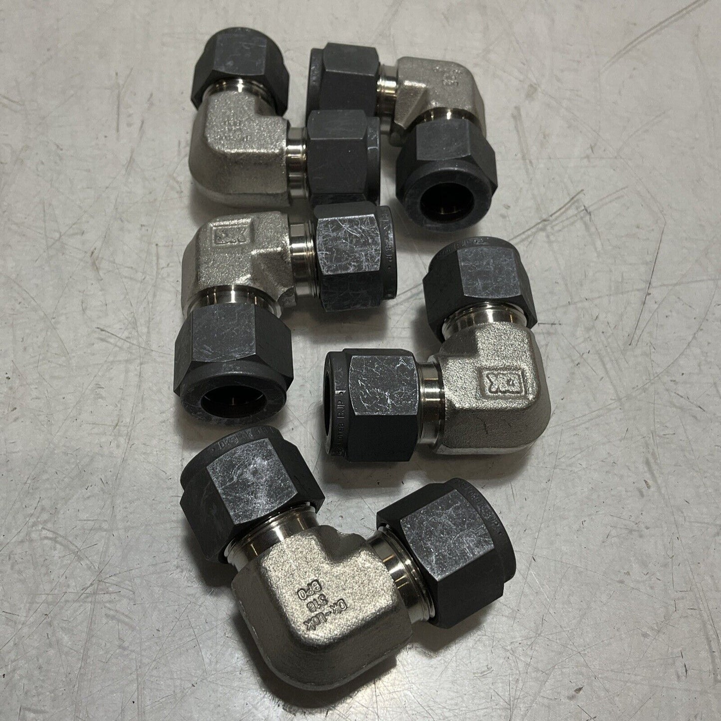 DK-LOK DL8S TUBE UNION ELBOW FITTING 1/2 SS COMP FINISH LOT OF 5 U 3S
