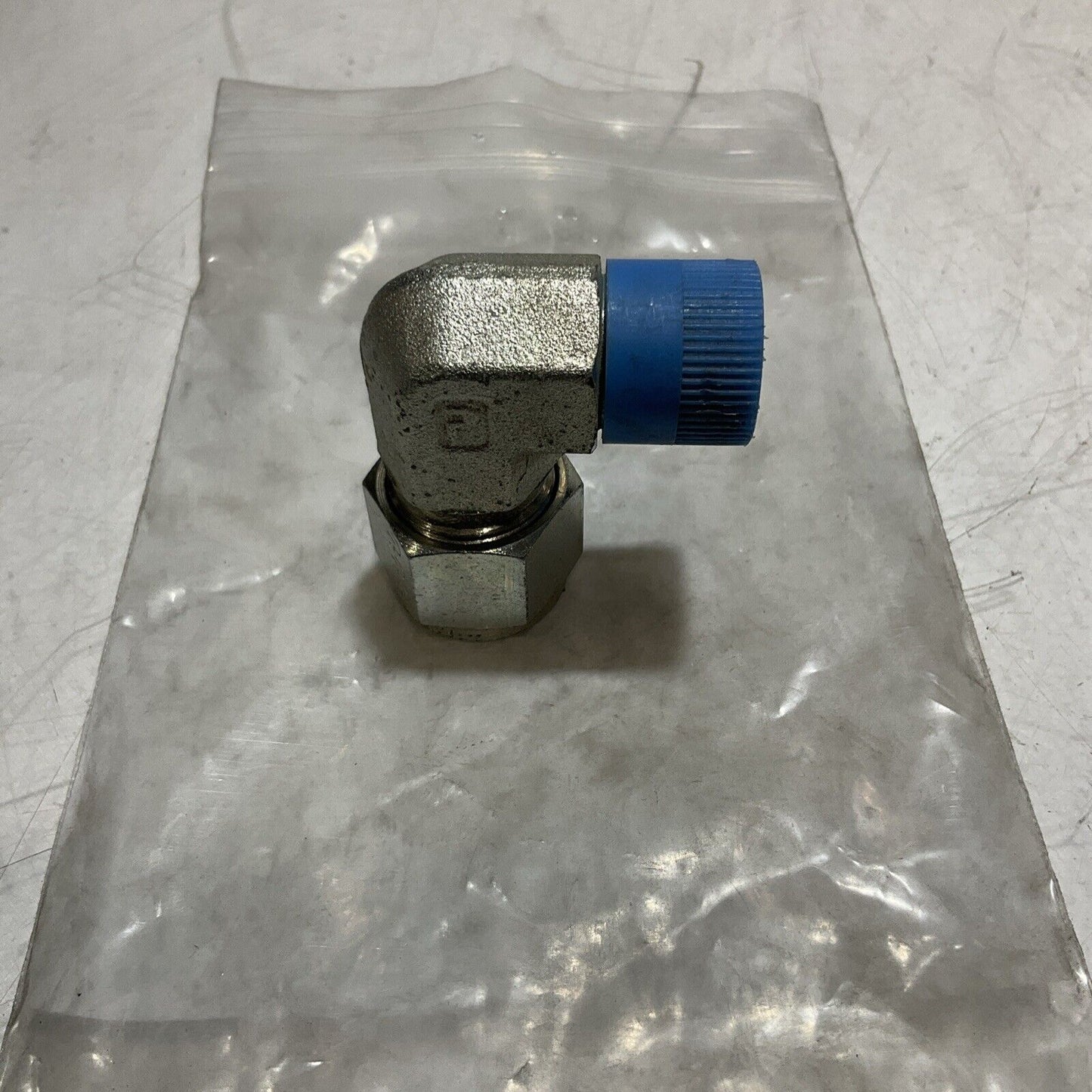 PARKER 8-8 JLC TUBE AND FITTING ADAPTER LOT OF 3 U3S