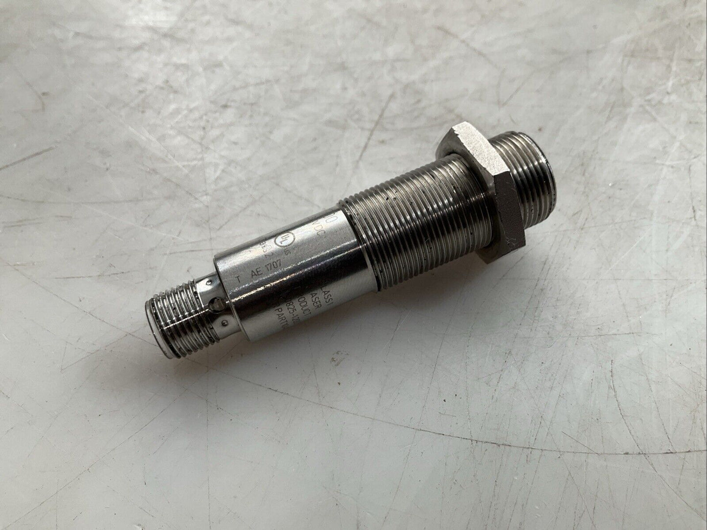IFM OGP700 PHOTOELECTRIC SENSOR 10-36VDC