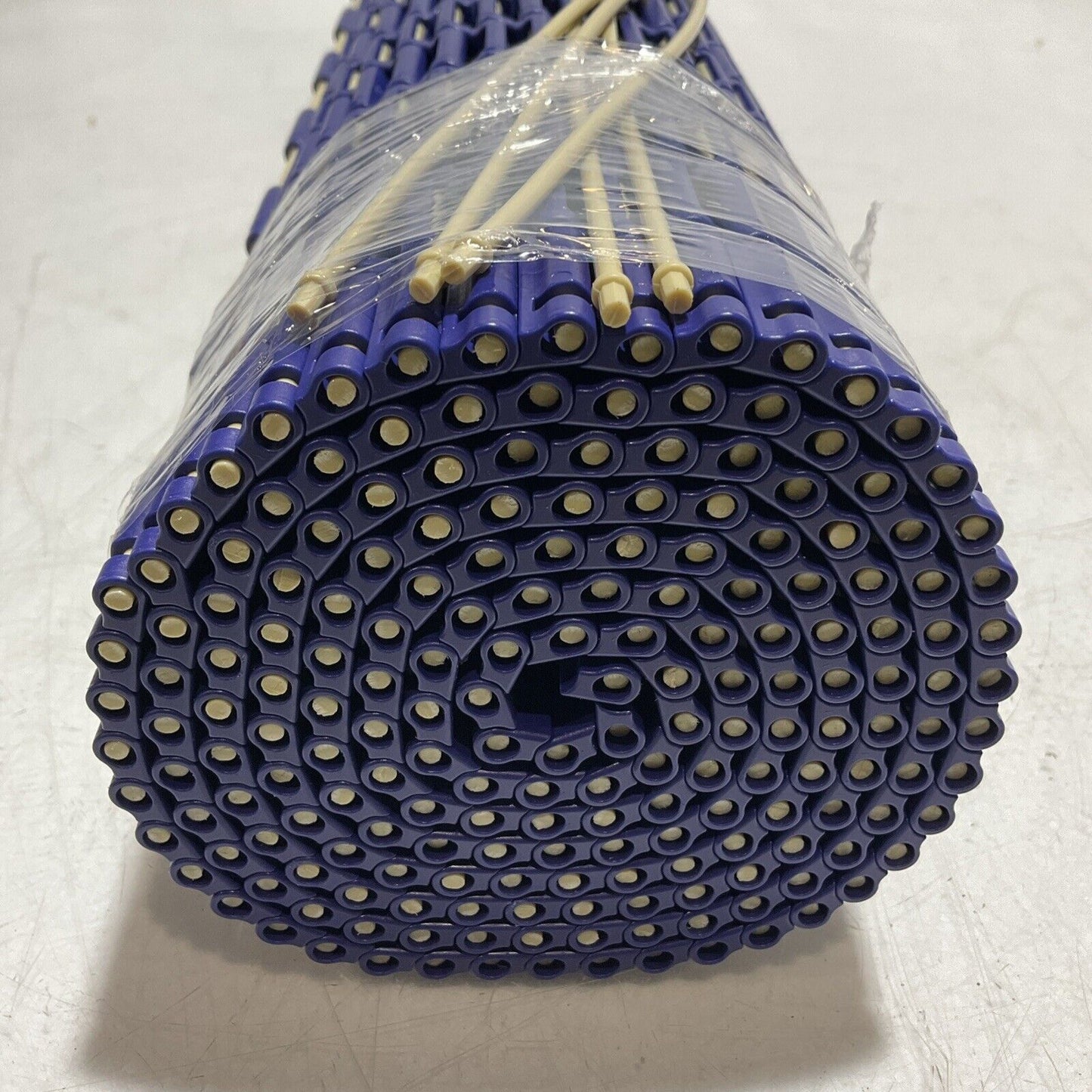 HABASIT M0885 FLUSH GRID ACETAL BLUE BELT WTH 26.0IN X LENGTH 5.00 FT U3S