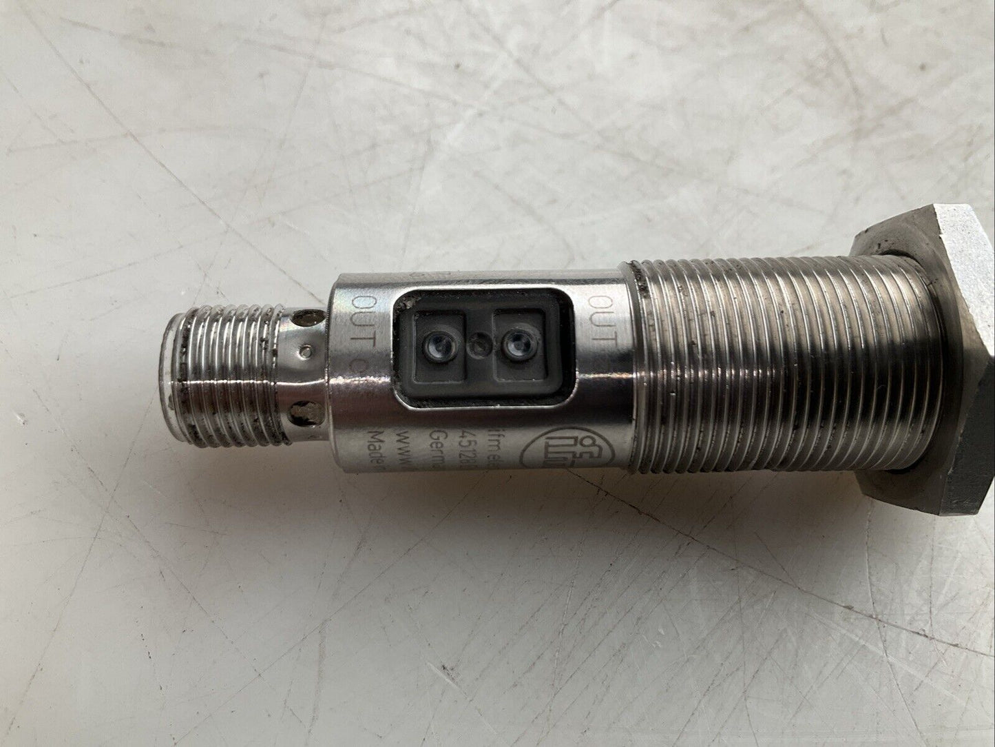 IFM OGP700 PHOTOELECTRIC SENSOR 10-36VDC