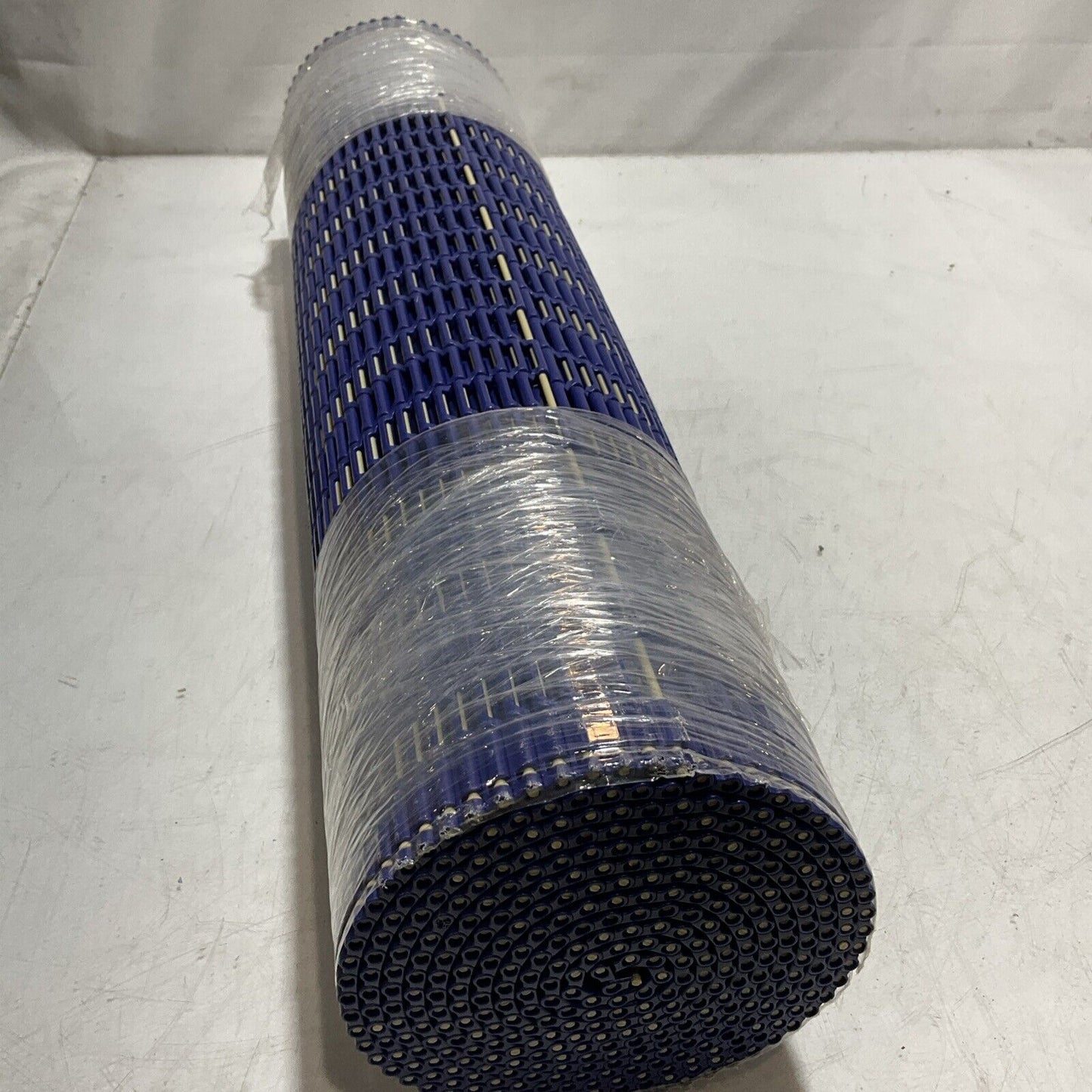 HABASIT M0885 FLUSH GRID ACETAL BLUE BELT WITH 26.0IN X LENGTH 10.00FT U3S