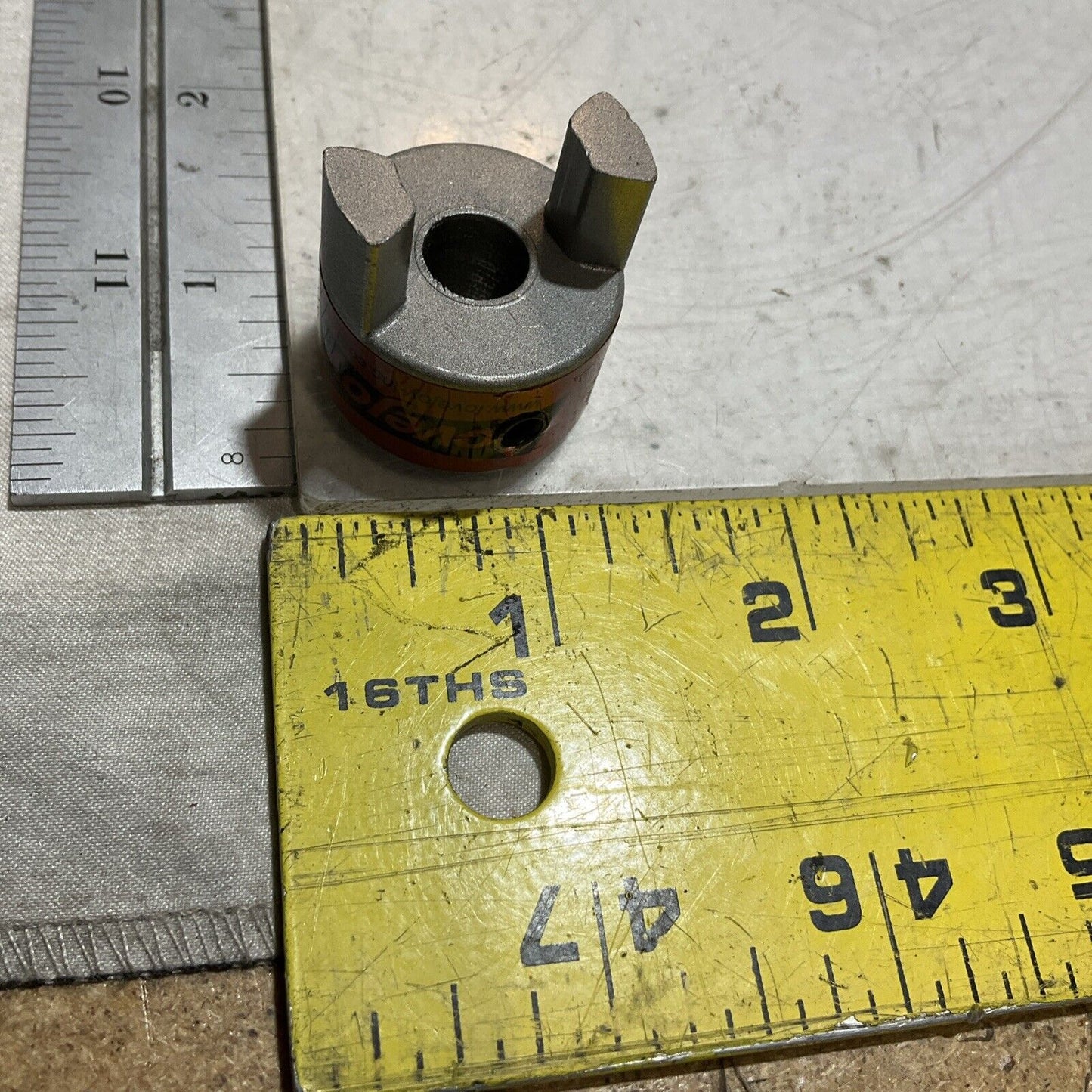 LOVEJOY L-50.375 68514410208 LO50 JOW COUPLING HUB 3/8 BORE NKW LOT OF 12 222