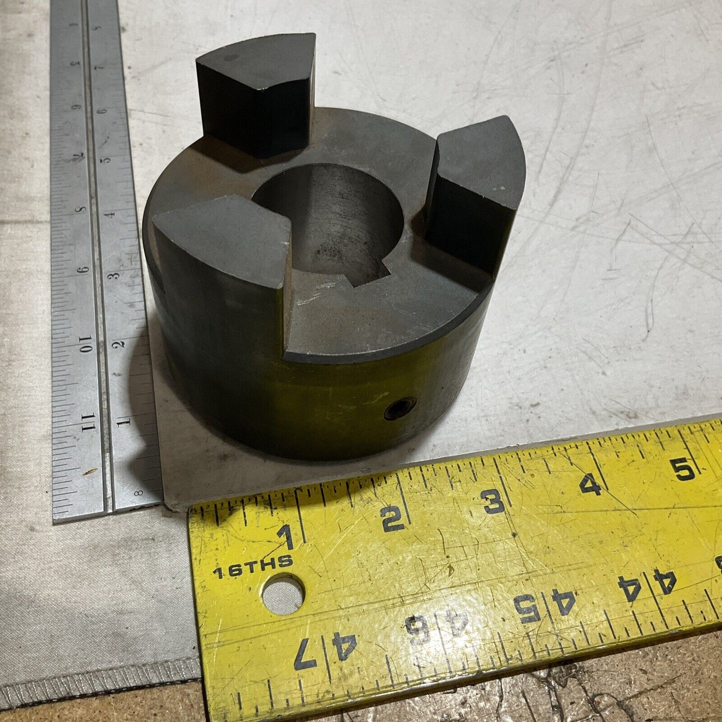 TB WOODS L110 1-7/16 L-JAW COUPLING HUB 222-U3S
