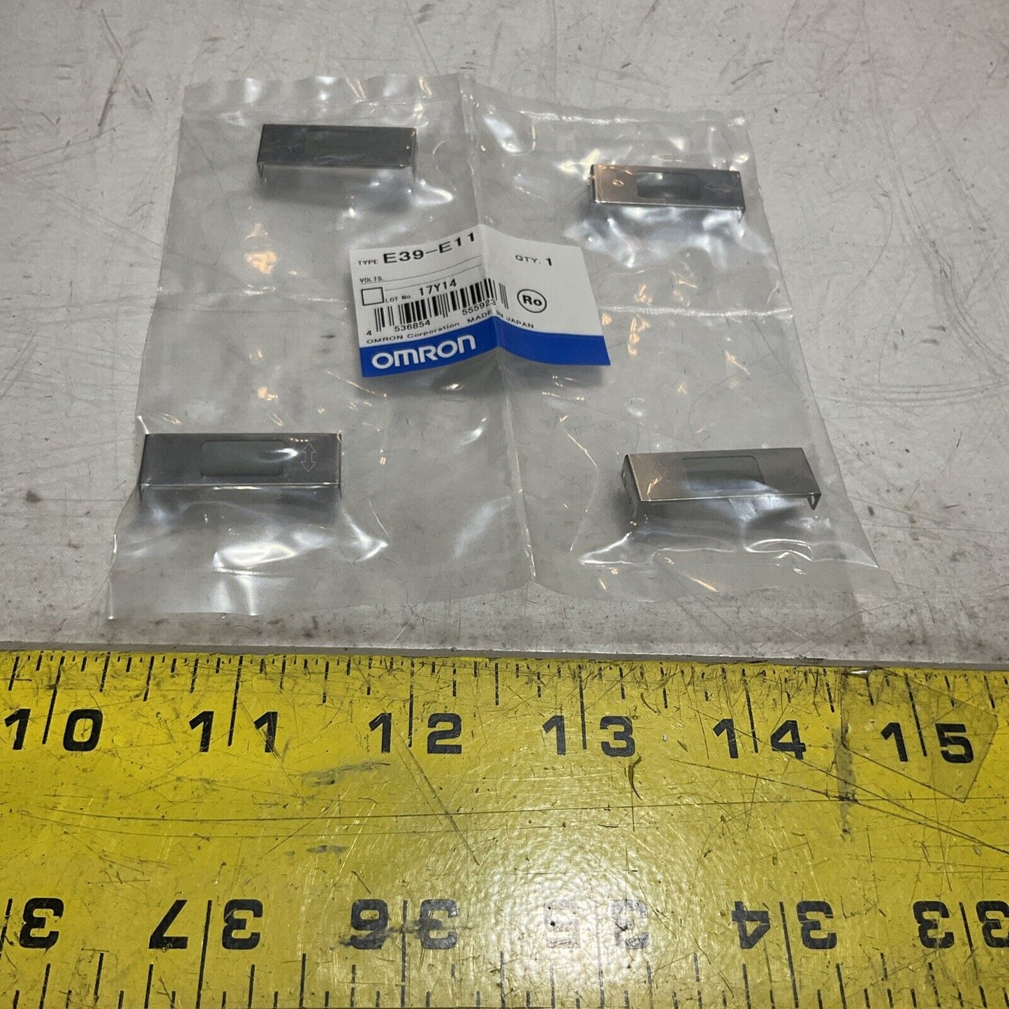 OMRON E39-E11 PHOTOELECTRIC SENSOR MUTUAL INTERFERENCE RECEIVER SET QTY 4 U3S