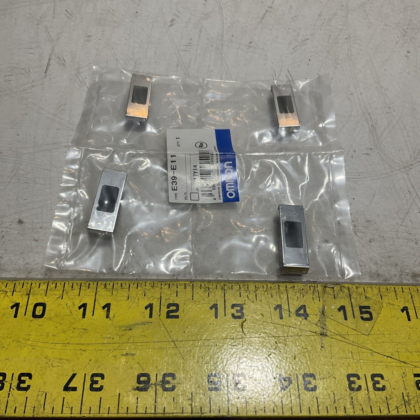 OMRON E39-E11 PHOTOELECTRIC SENSOR MUTUAL INTERFERENCE RECEIVER SET QTY 4 U3S
