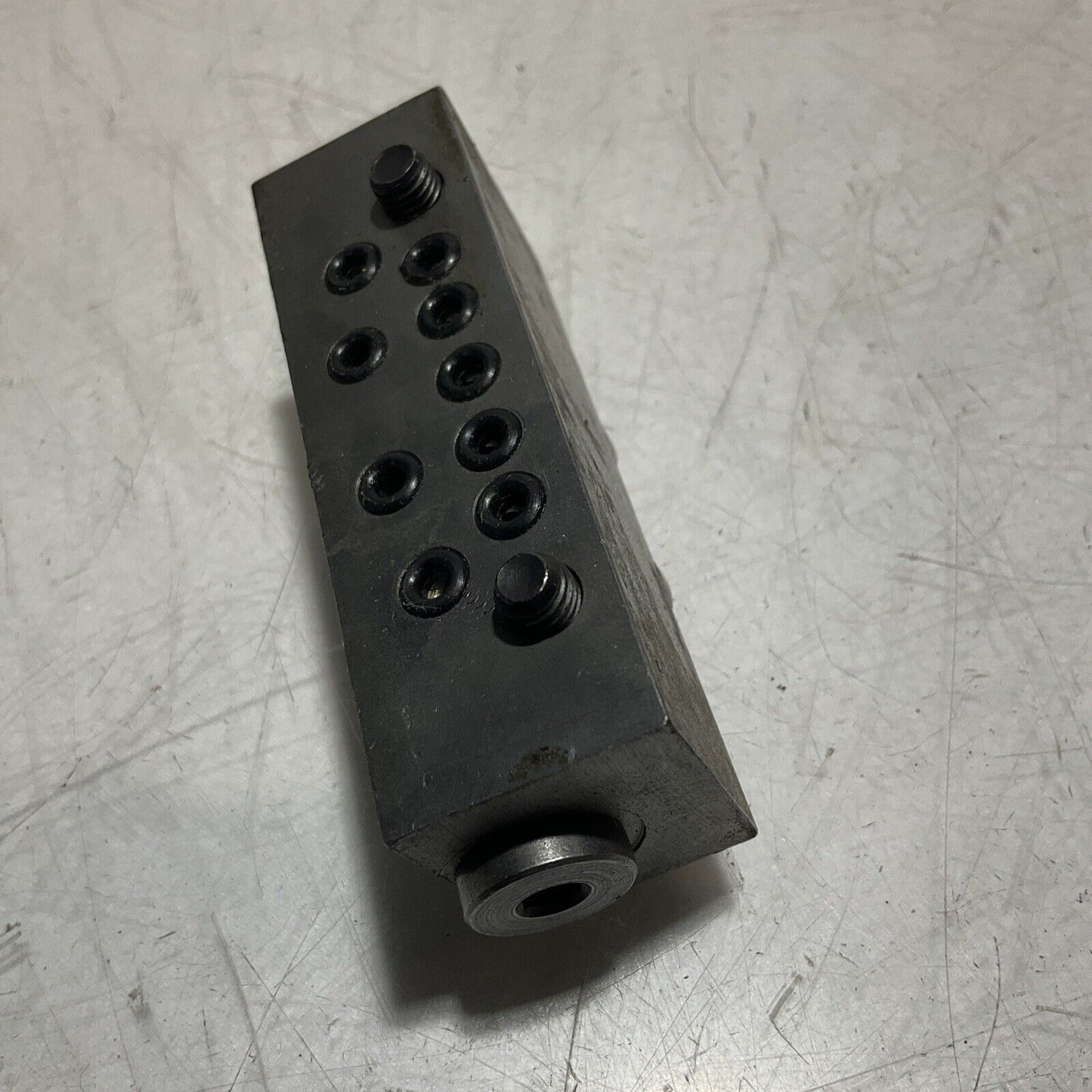 TRABON BY LUBRIQUIP MSP-5S MODULAR DIVIDER VALVE 444-U3S