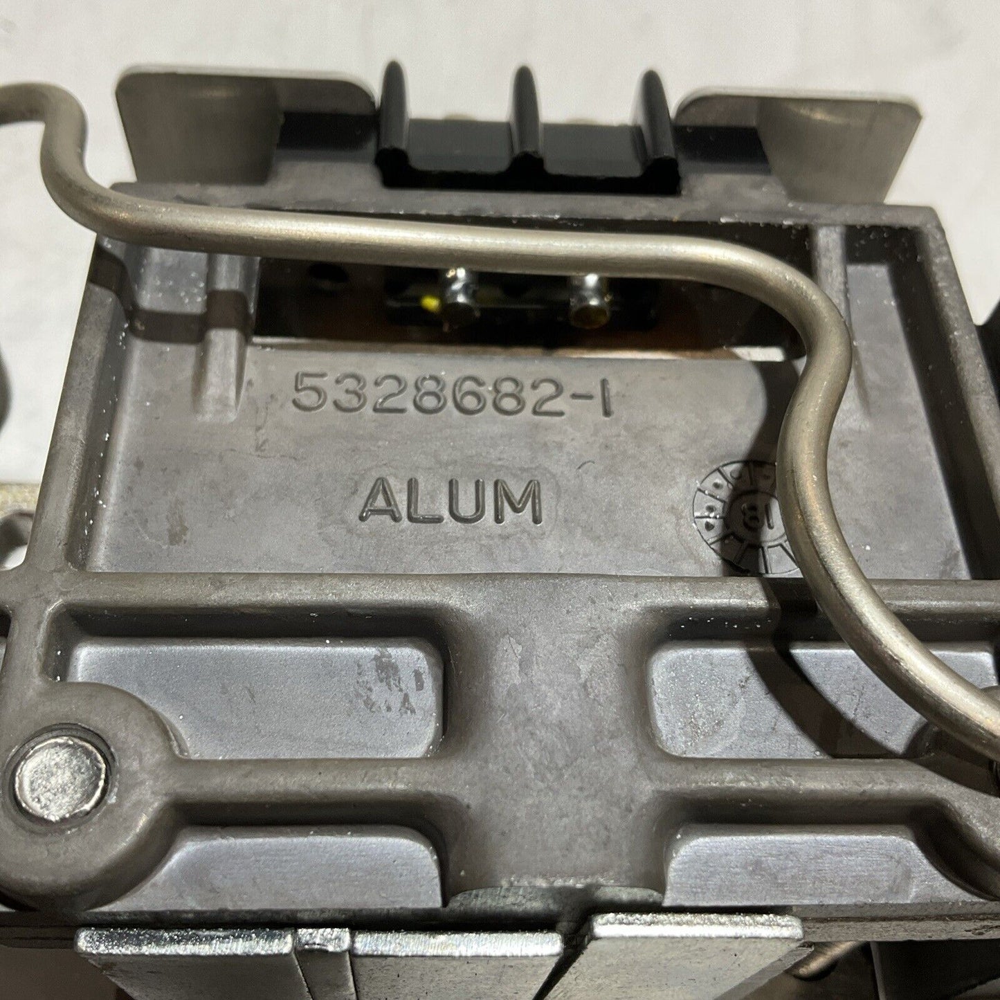 BAILEY CONTROLS SYSTEM 5327449R2 ALUM/STEEL VALVE POSITIONER TORQUE MOTOR U3S