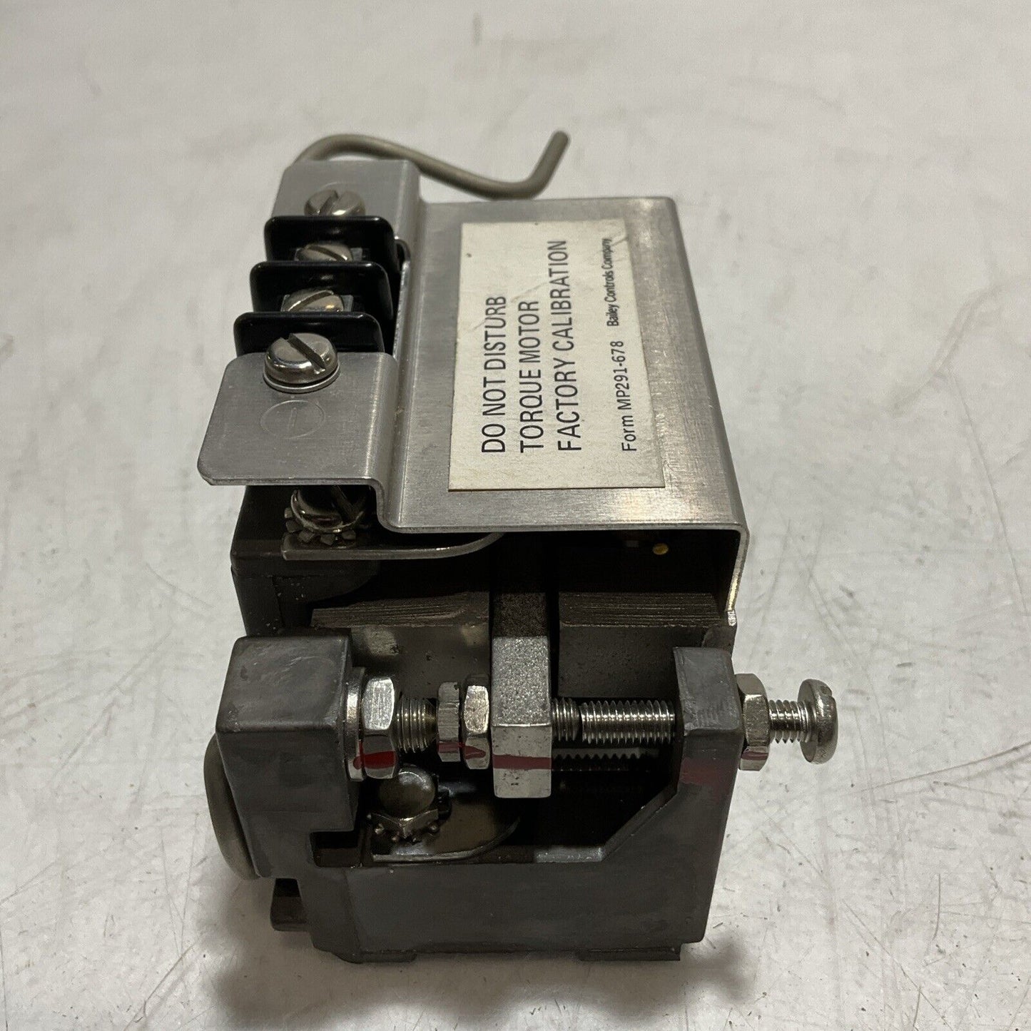 BAILEY CONTROLS SYSTEM 5327449R2 ALUM/STEEL VALVE POSITIONER TORQUE MOTOR U3S