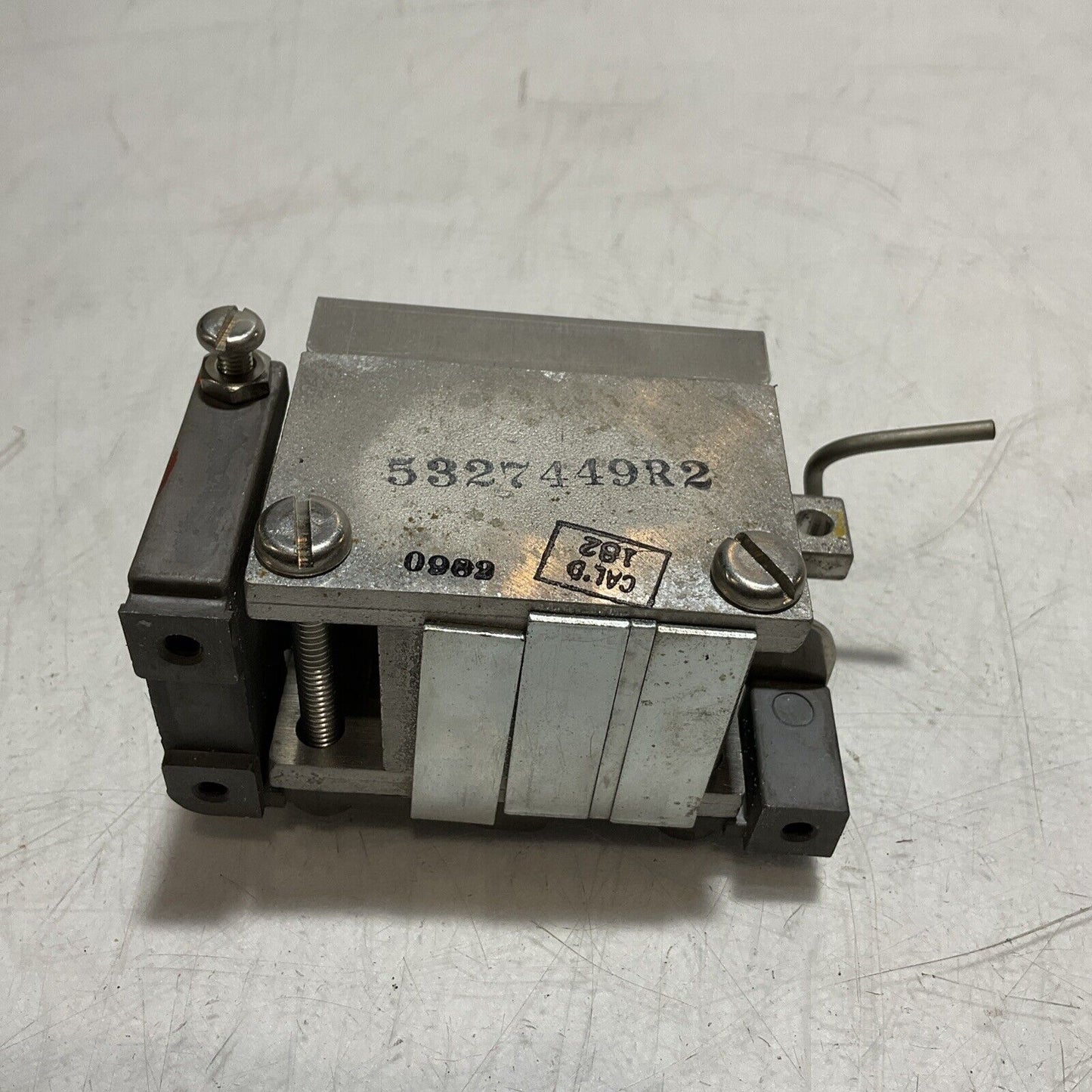 BAILEY CONTROLS SYSTEM 5327449R2 ALUM/STEEL VALVE POSITIONER TORQUE MOTOR U3S