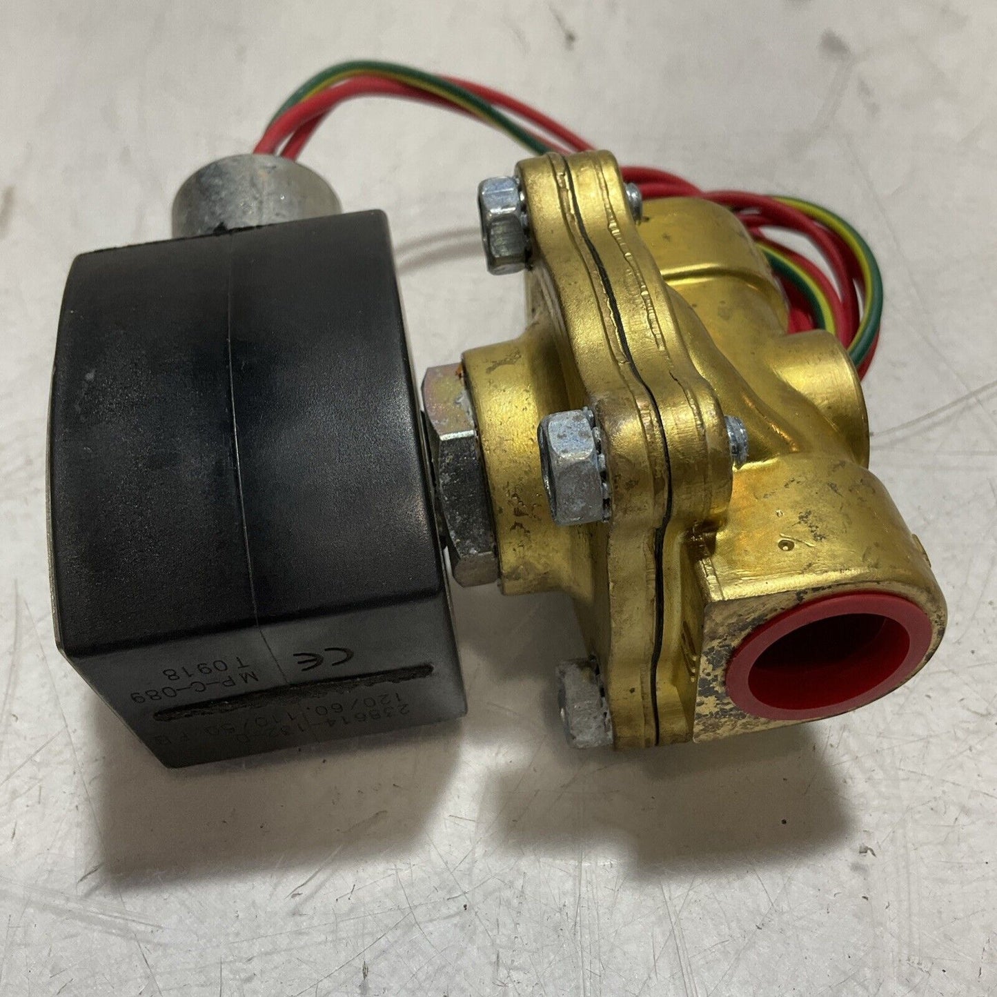 ASCO RED-HAT EF8210G007 GENERAL PURPOSE SOLENOID VALVE 17.1WATTS 1/2 PIPE U3S