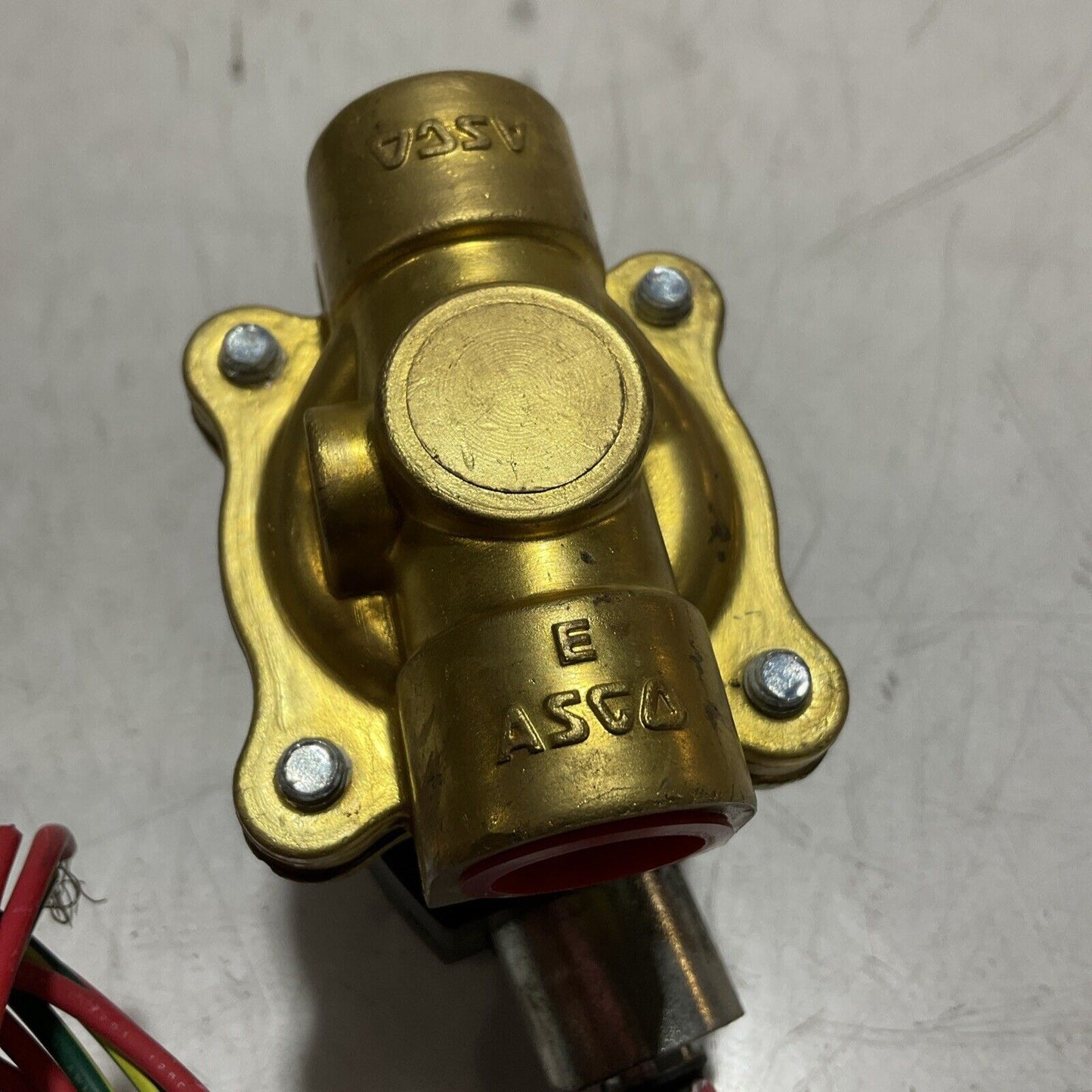 ASCO RED-HAT EF8210G007 GENERAL PURPOSE SOLENOID VALVE 17.1WATTS 1/2 PIPE U3S