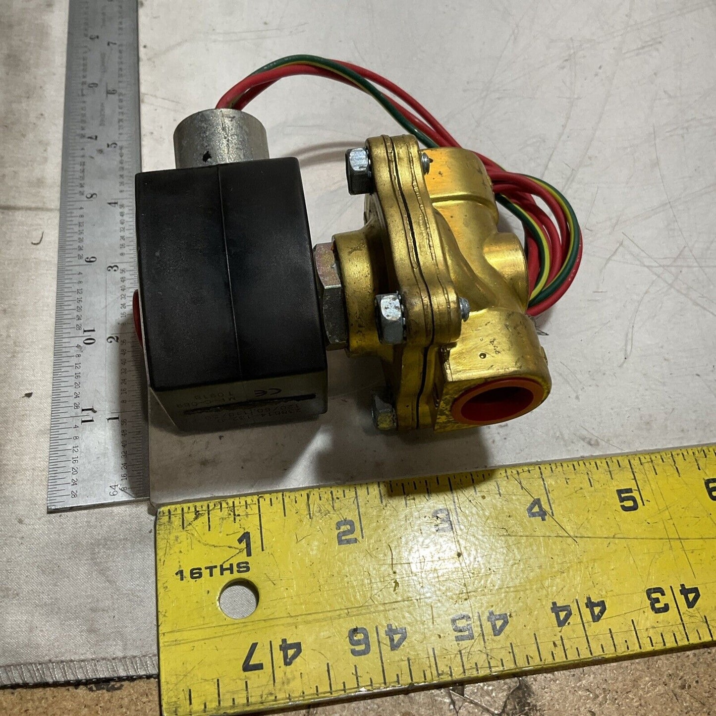 ASCO RED-HAT EF8210G007 GENERAL PURPOSE SOLENOID VALVE 17.1WATTS 1/2 PIPE U3S