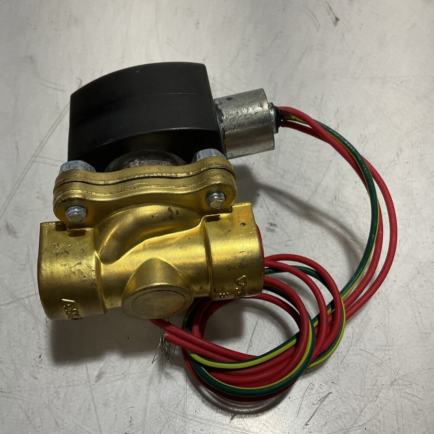 ASCO RED-HAT EF8210G007 GENERAL PURPOSE SOLENOID VALVE 17.1WATTS 1/2 PIPE U3S
