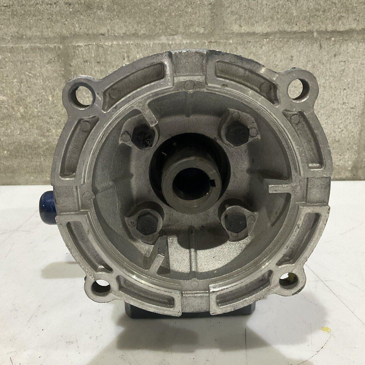BOSTON 52588 88 F721-20-B7-G SPEED REDUCER 20 GS 754 TORQ. 754 1.25 H.P 1750 RPM