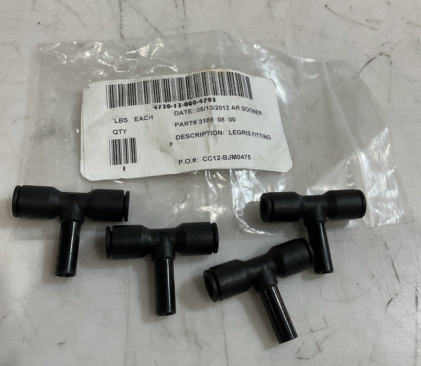 LEGRIS 3188 08 00 PLUG-IN TEE TUBE FITTING LOT OF 4 U3S