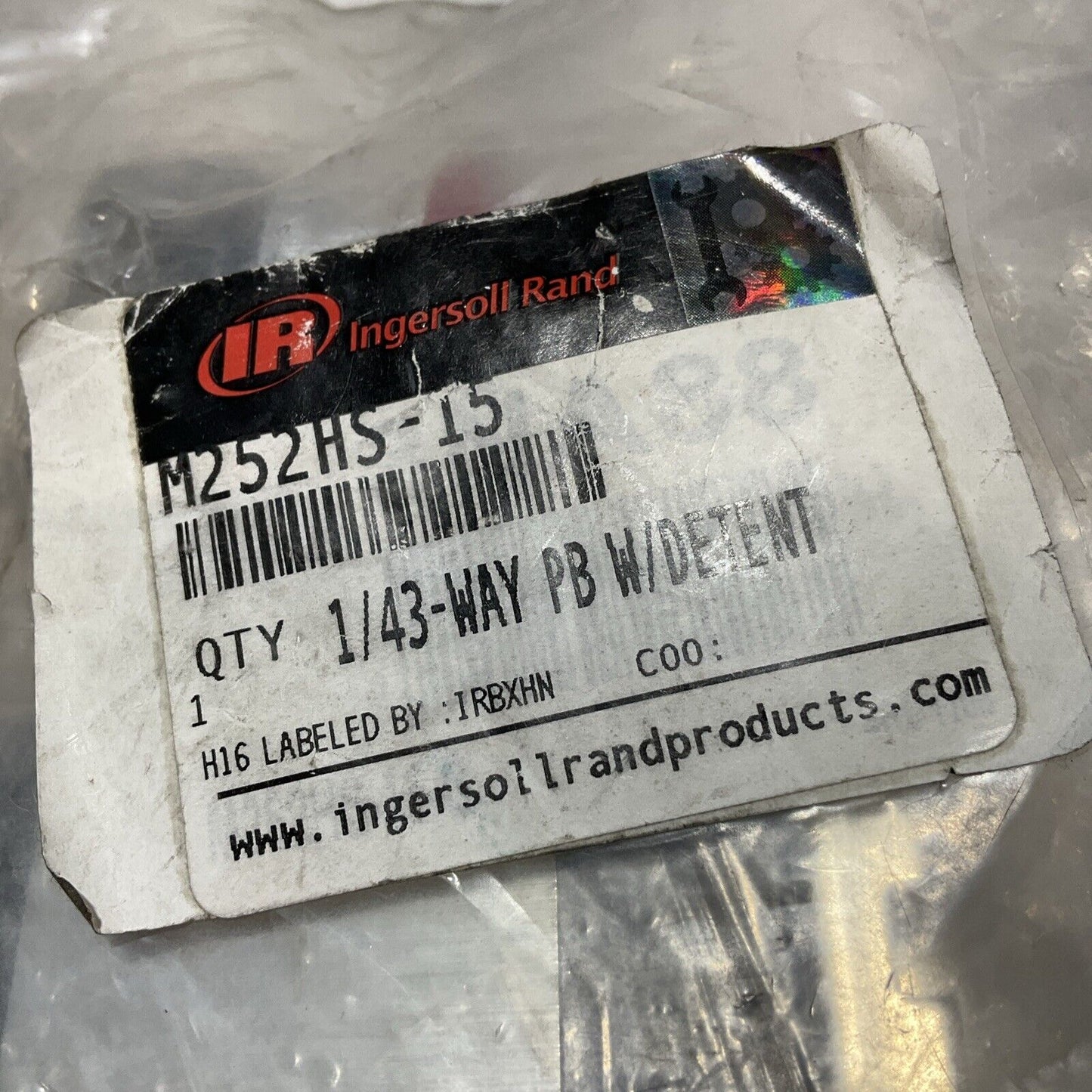 IR- INGERSOLL RAND M252HS-15-G PNEUMATIC VALVE 3-WAY 1/43 IN NPT 476-U3S