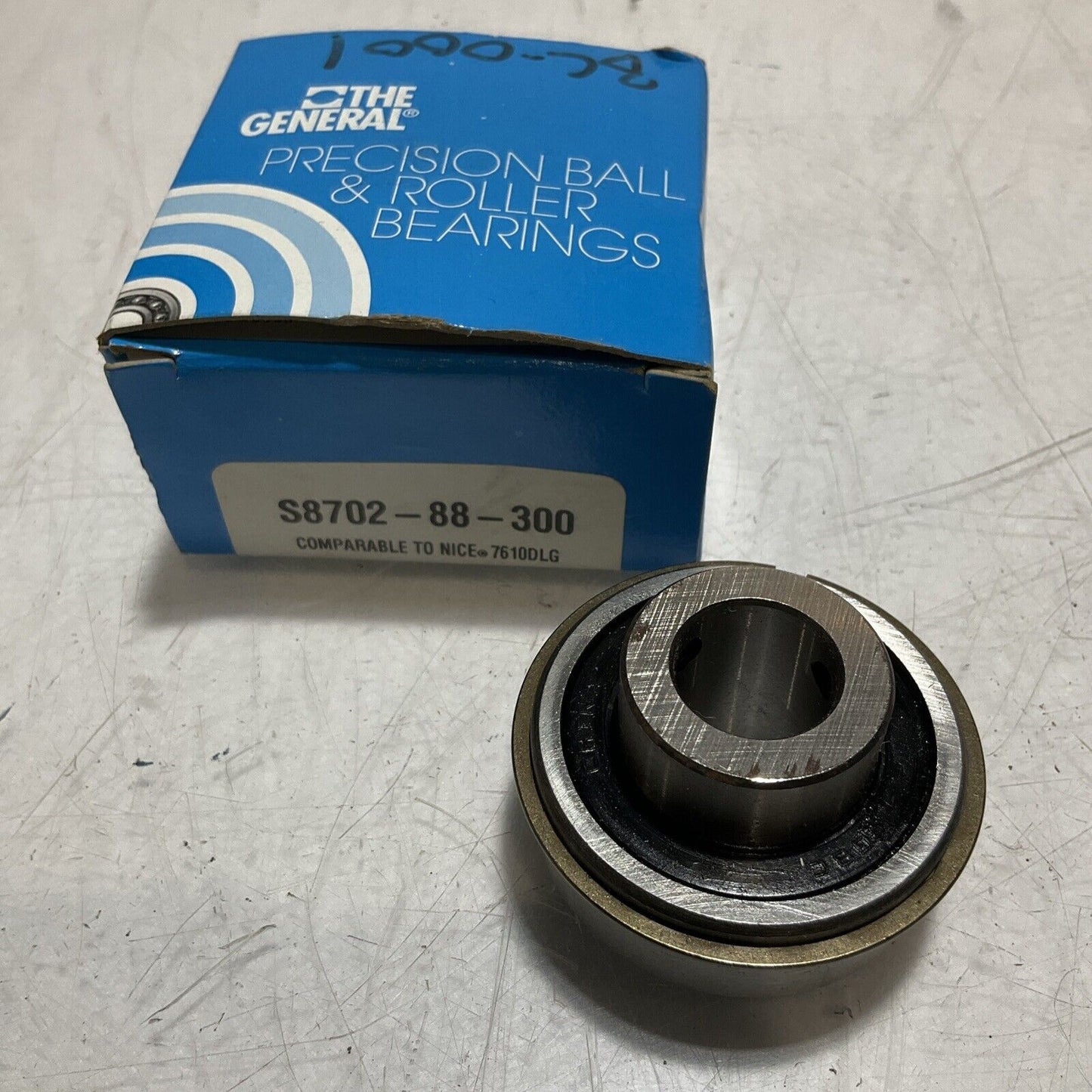 THE GENERAL S8702-88-300 PRECISION BALL AND ROLLER BEARINGS LOT OF 2 678 -U3S