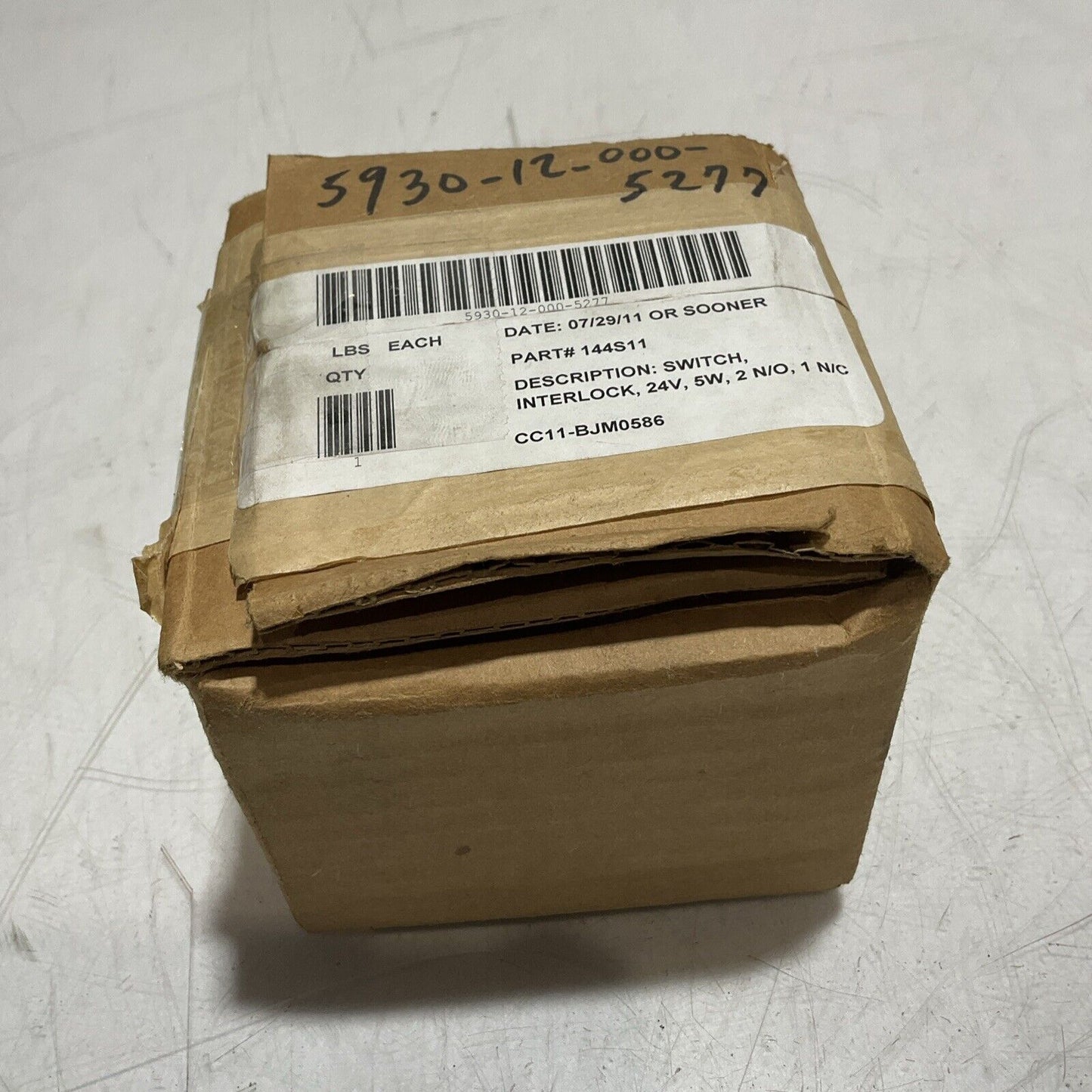 UNBRANDED 97942- 174K202G01 - 144S11 INTERLOCK SWITCH ASSEMBLY 24V;5W U3S