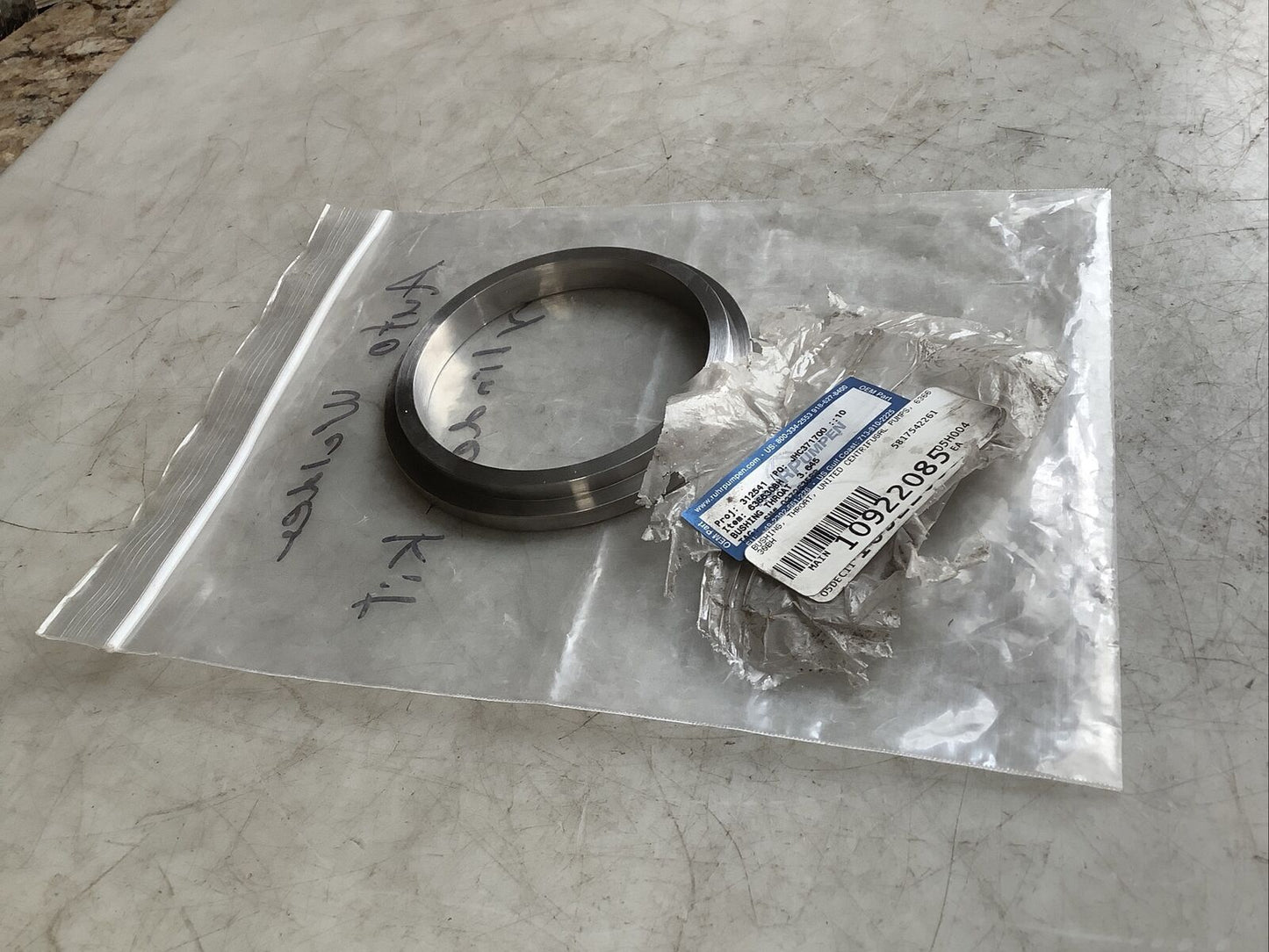 RUHRPUMPEN 312541 BUSHING THROAT 3.645IN ID 678
