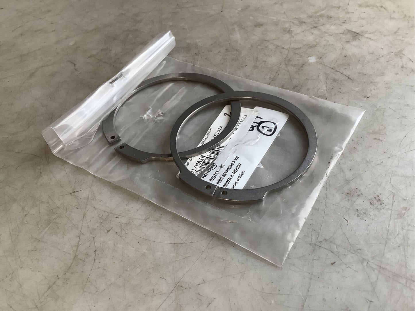 FLOWSERVE 029761-00 RETAINING RING 3.500IN 678 - QTY 2