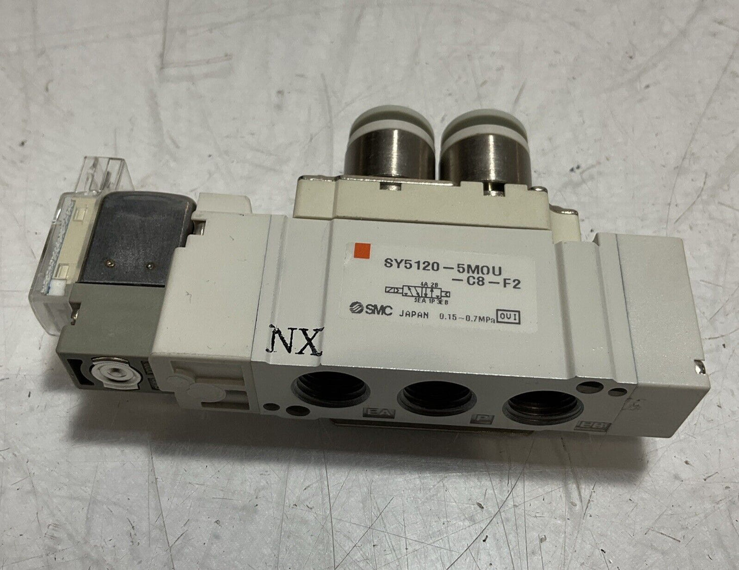 SMC SY5120-5MOU-C8-F2 SOLENOID VALVE 222-U3S