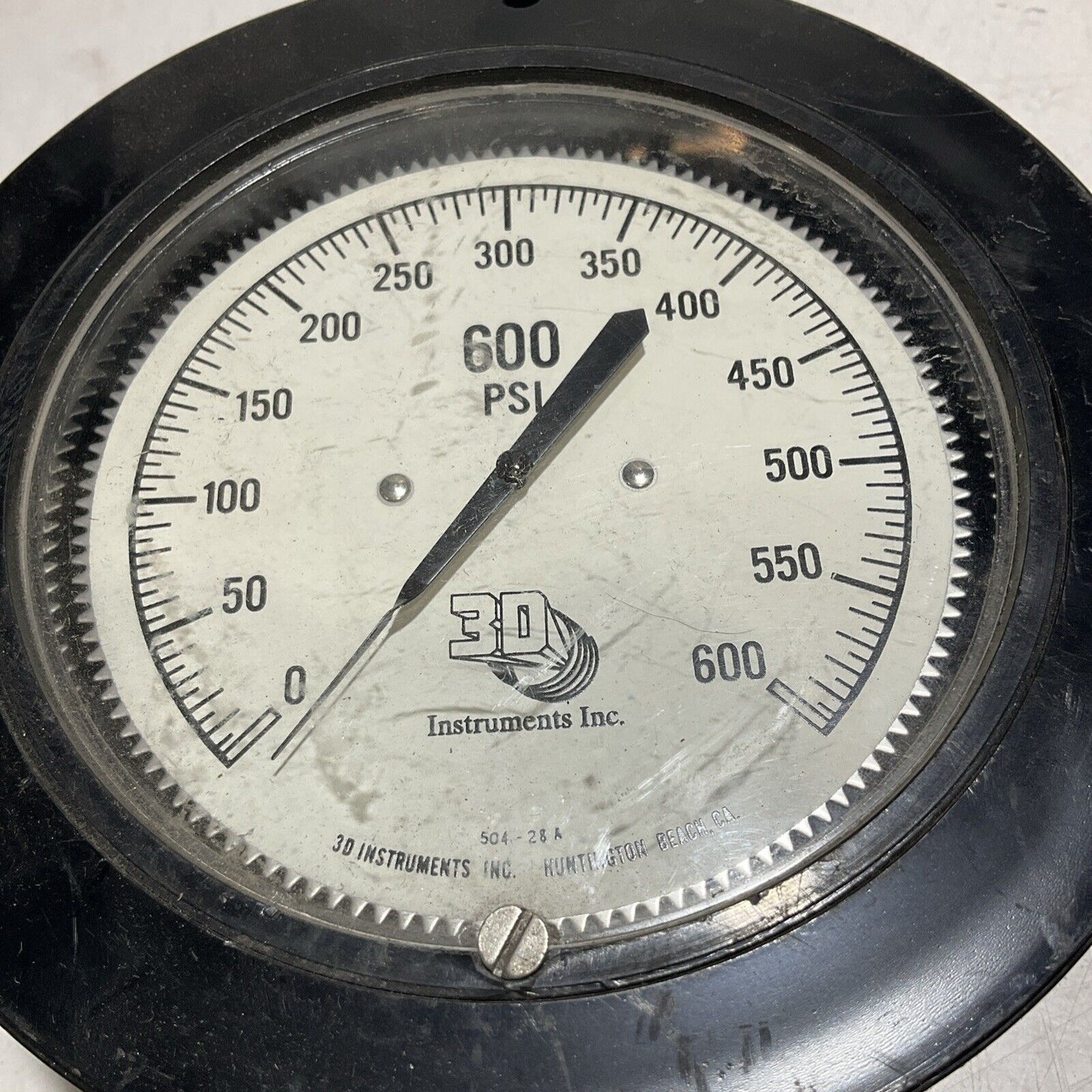 3D INSTRUMENTS INC. 25504-28C11 GAD PRESSURE GAUGE 0-600PSI 3/4IN 476-U3S