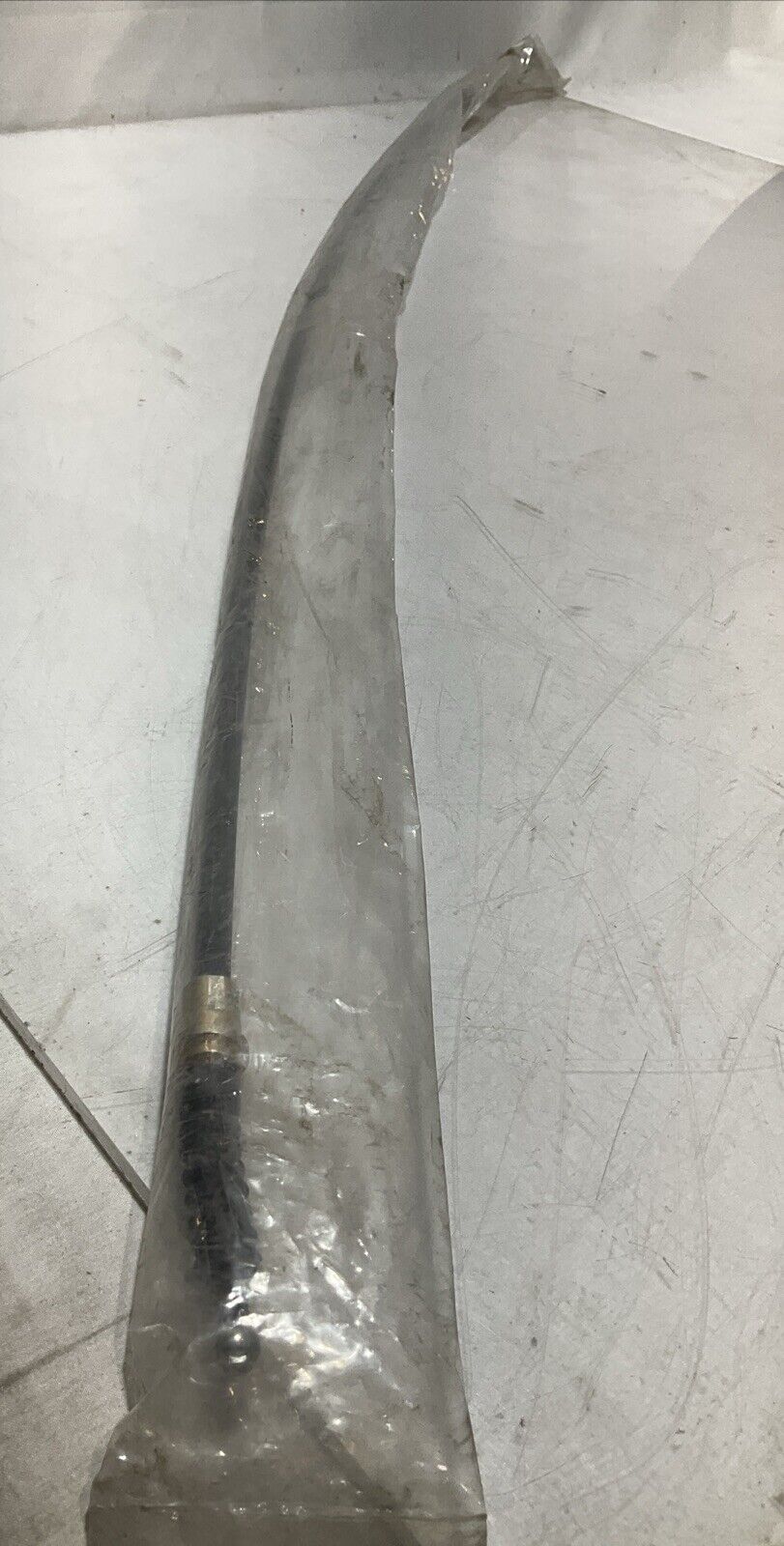JOHN DEERE AM136945 ORIGINAL EQUIPMENT CABLE ASSEMBLEY 476-U3S