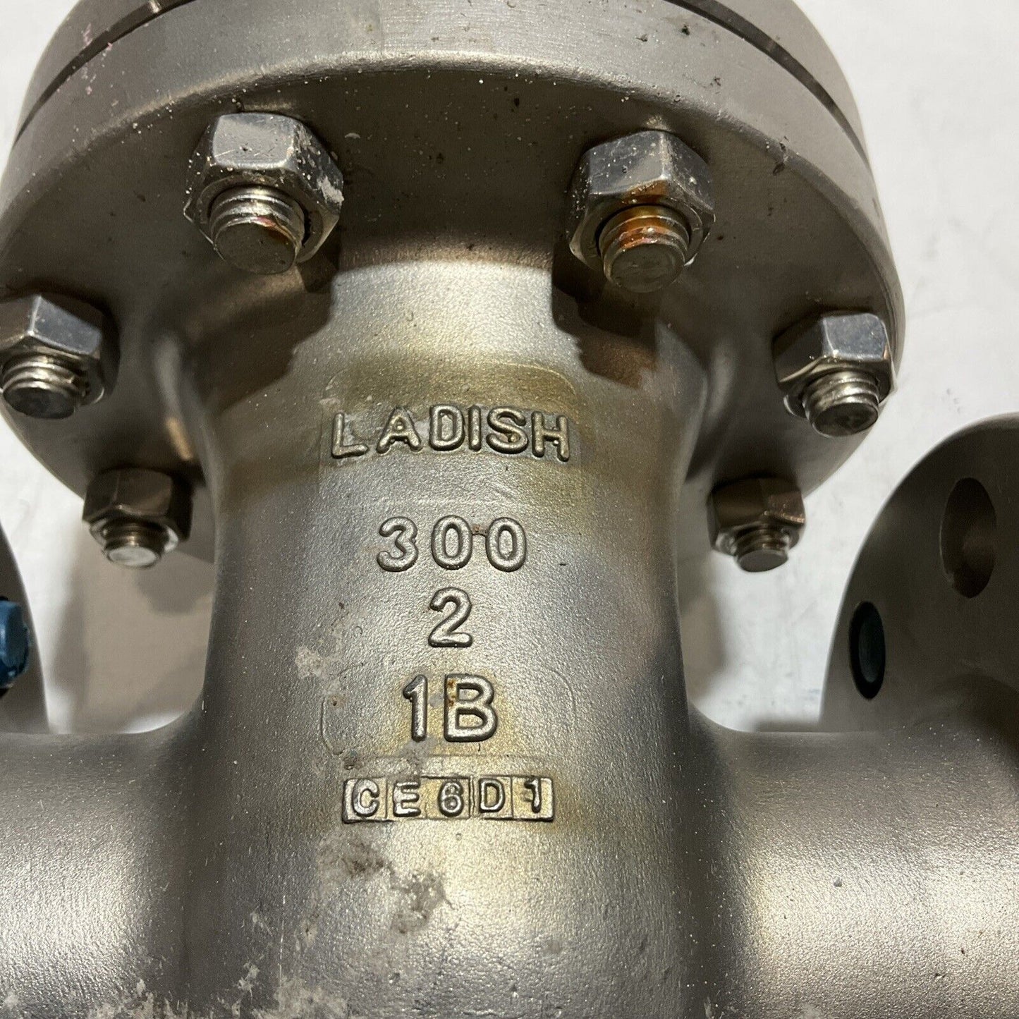 LADISH VALVE 2" B16.34/600-CD4MCUM-83759226-PG01-A20D STAINLESS GATES VALVE LBL