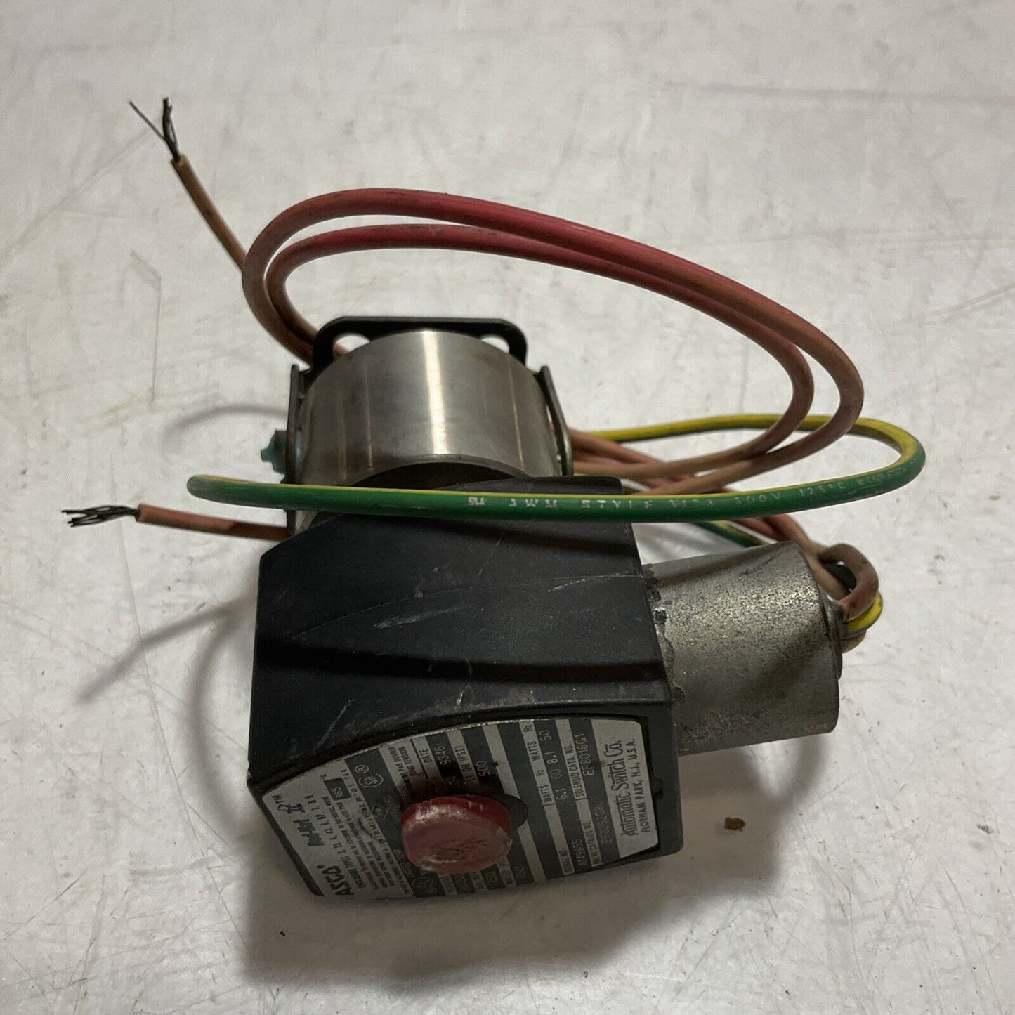 ASCO RED-HAT EF8262G80 SOLENOID AND AIR-CONTROLLED U3S