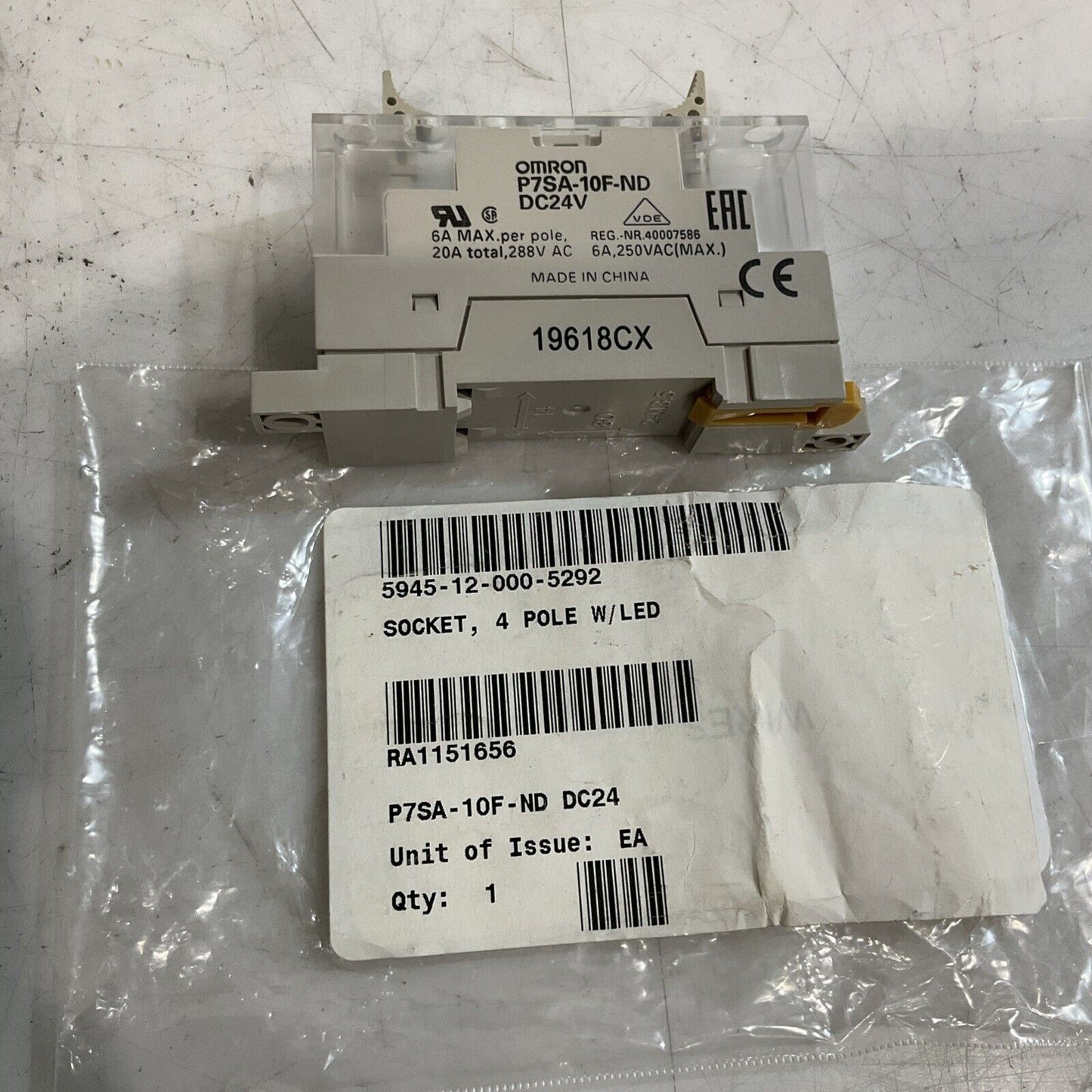 OMRON P7SA-10F-NDDC24V RELAY SOCKET 6A,250VAC 288V U3S