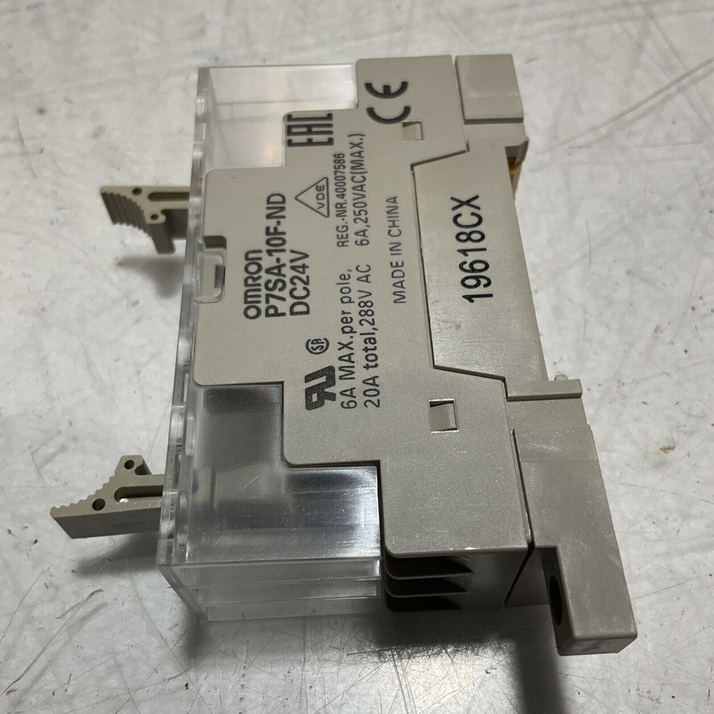 OMRON P7SA-10F-NDDC24V RELAY SOCKET 6A,250VAC 288V U3S