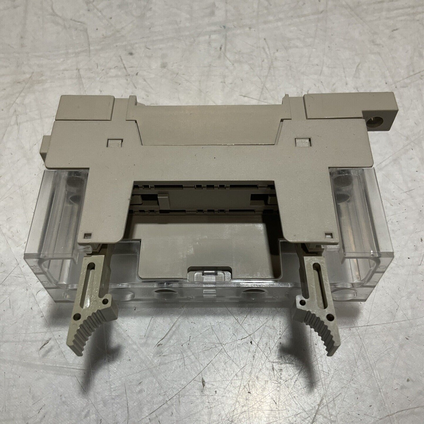 OMRON P7SA-10F-NDDC24V RELAY SOCKET 6A,250VAC 288V U3S