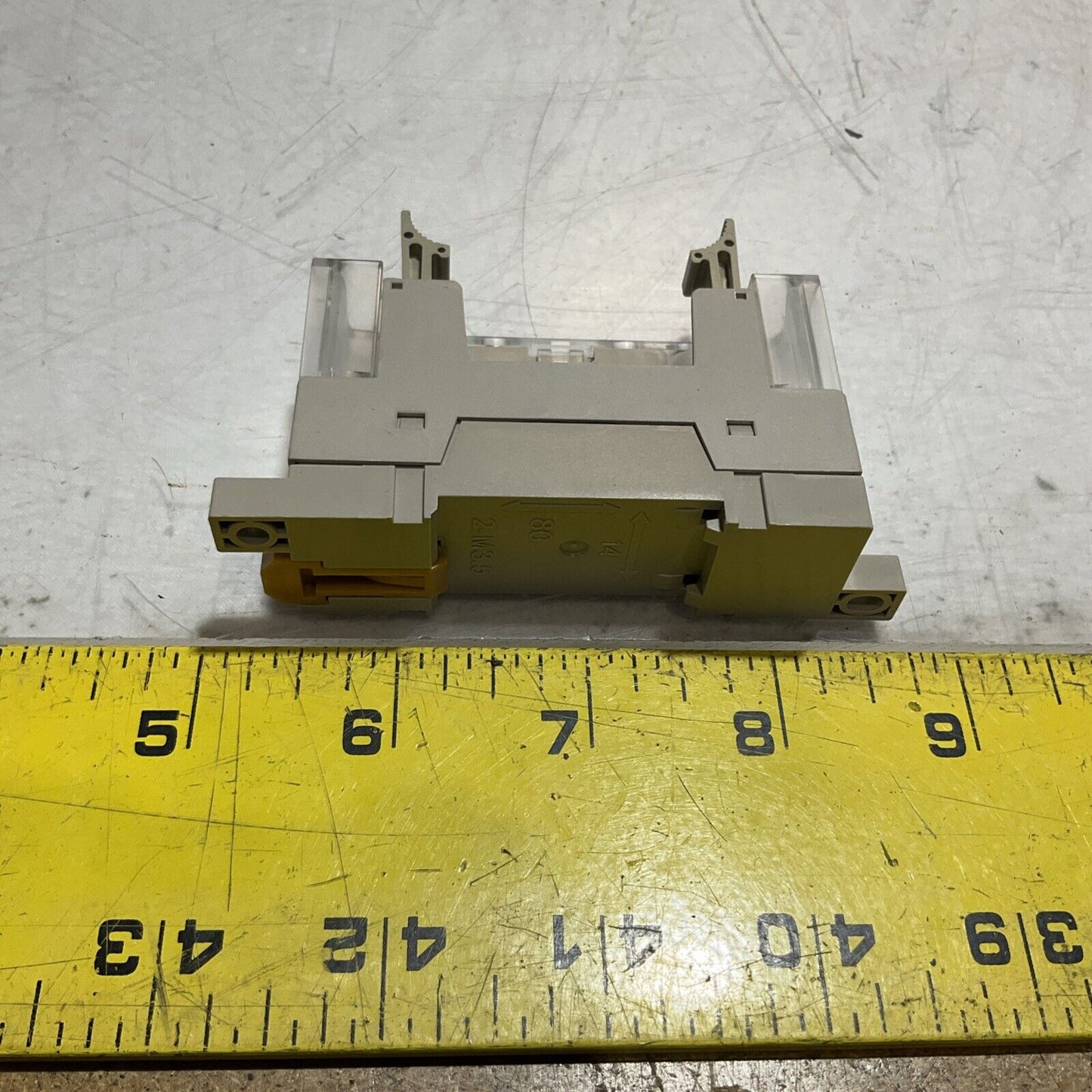 OMRON P7SA-10F-NDDC24V RELAY SOCKET 6A,250VAC 288V U3S