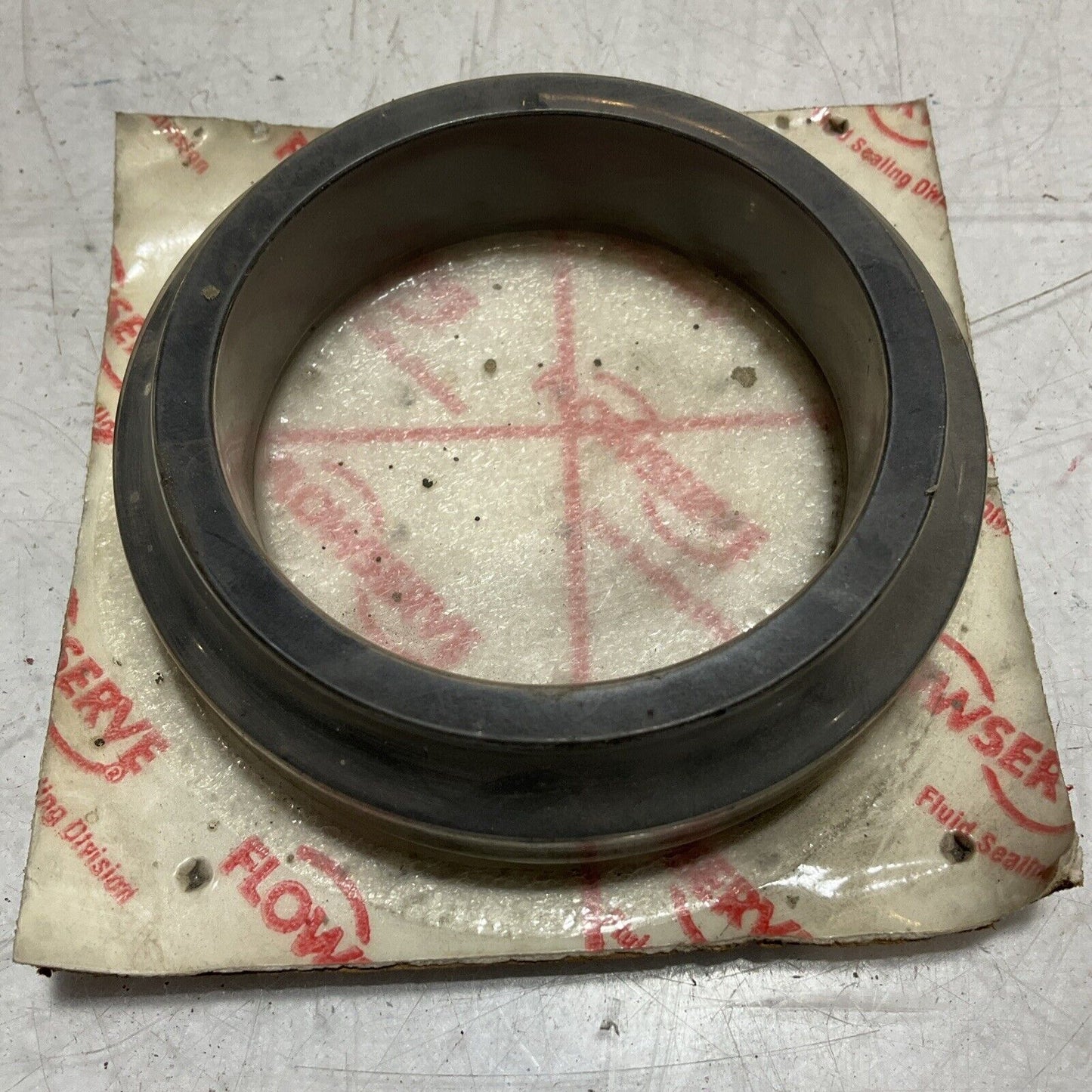 FLOWSERVE 107965GE CARBON A STAT FACE RING SEAL 678-U3S