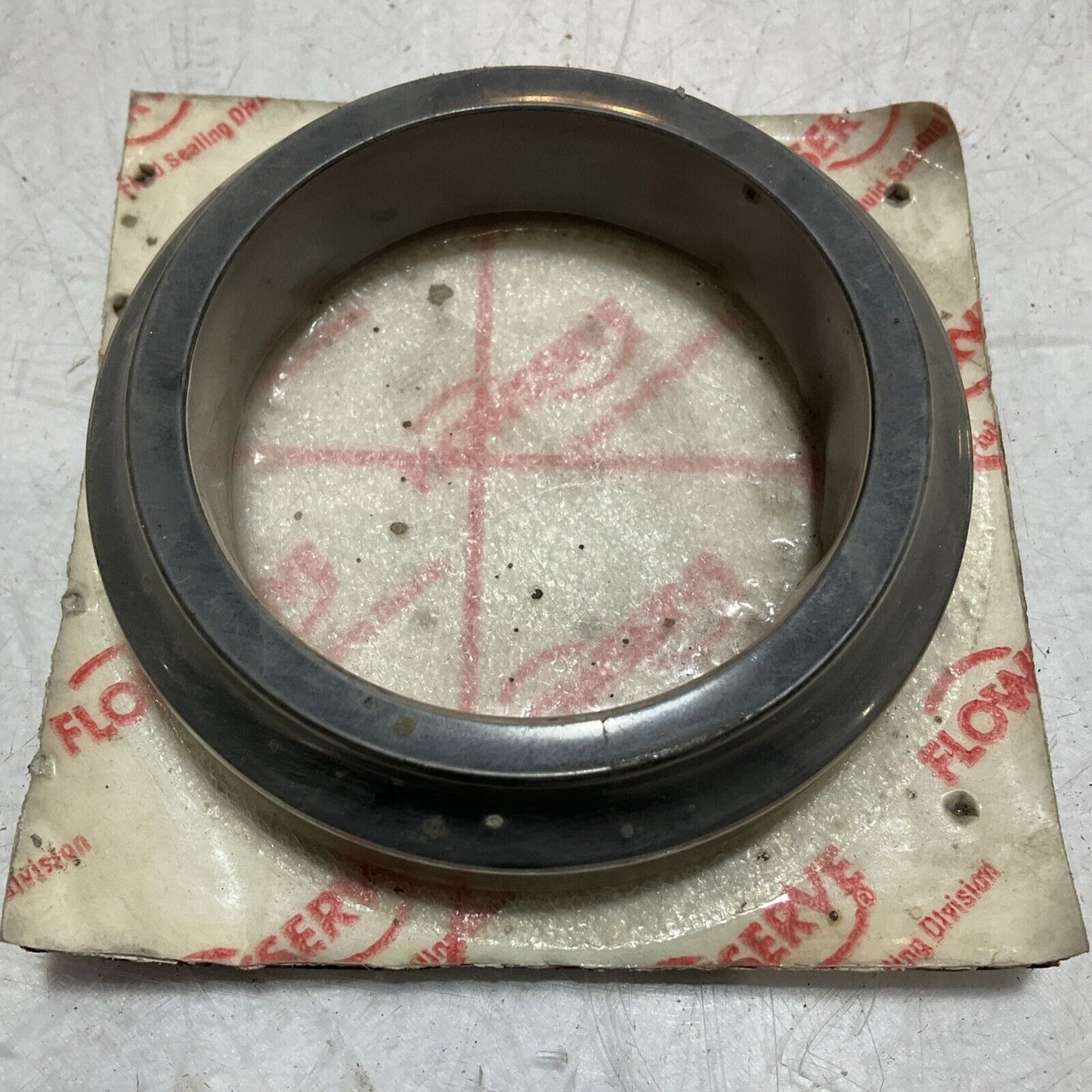 FLOWSERVE 107965GE CARBON A STAT FACE RING SEAL 678-U3S